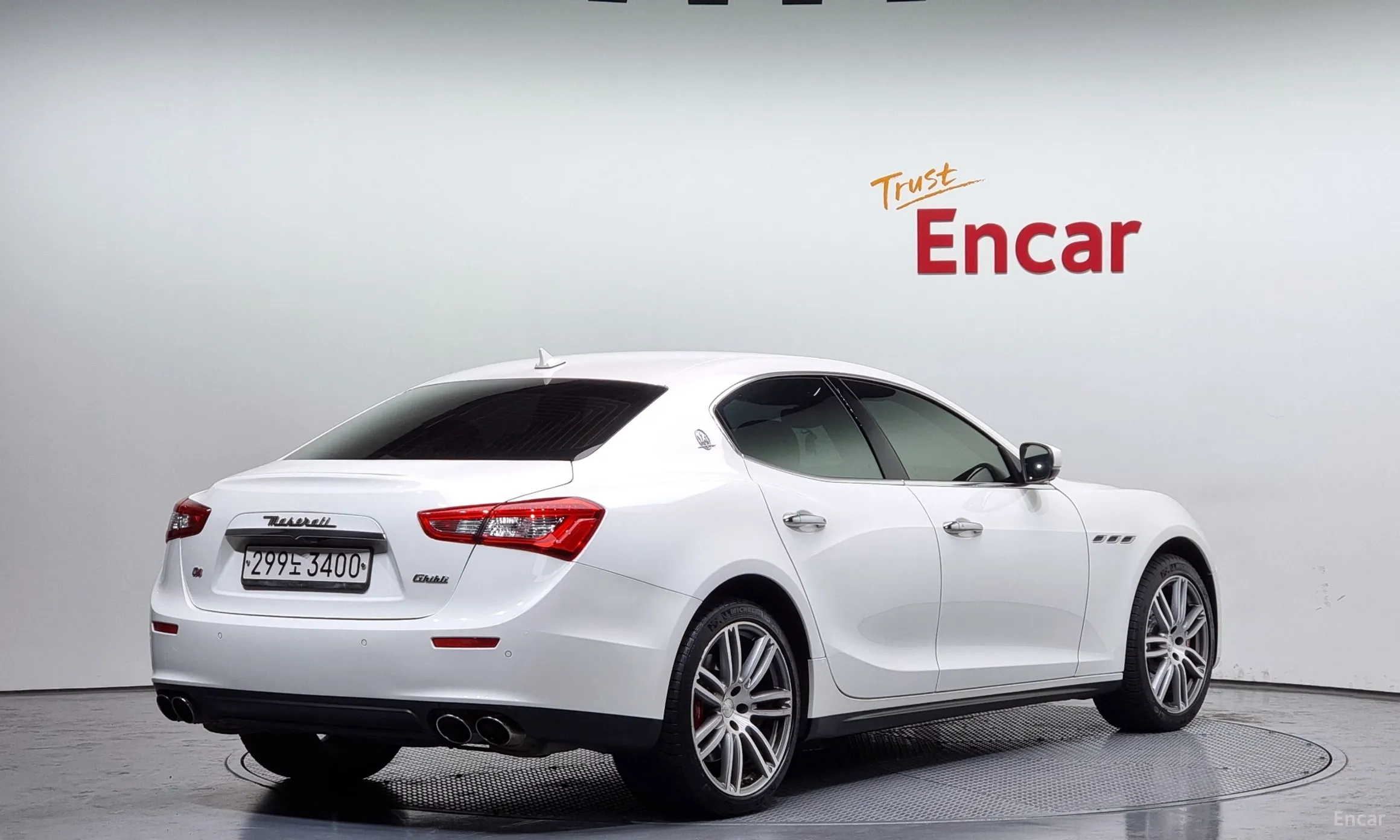 Maserati Ghibli превью 2