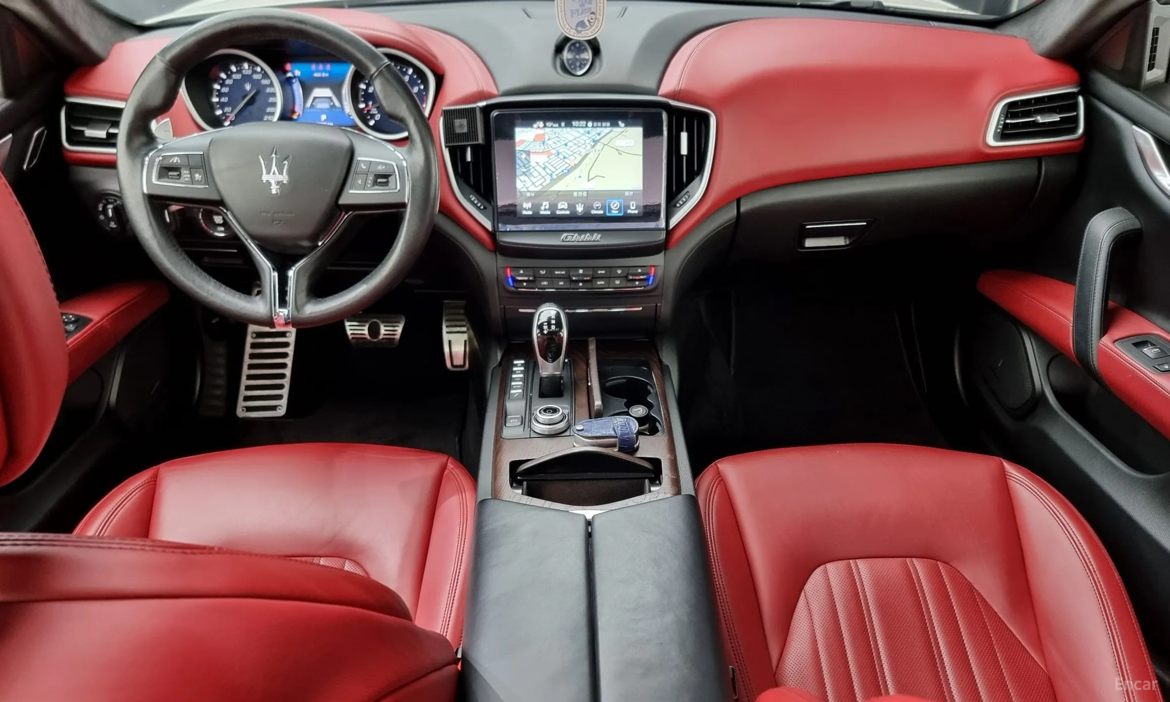 Maserati Ghibli превью 7
