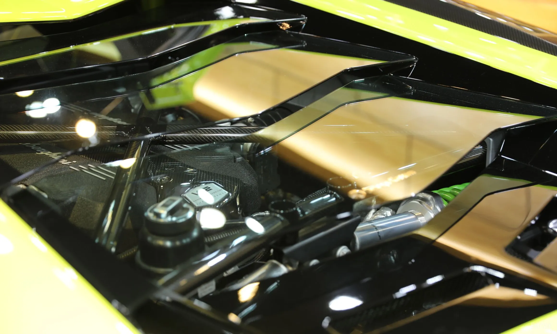 Lamborghini Aventador превью 11
