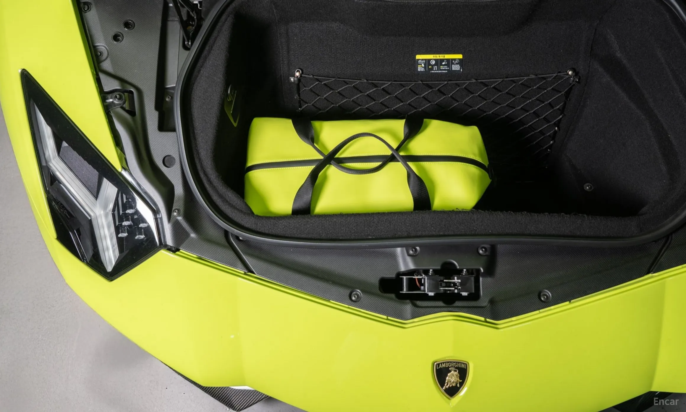 Lamborghini Aventador превью 20