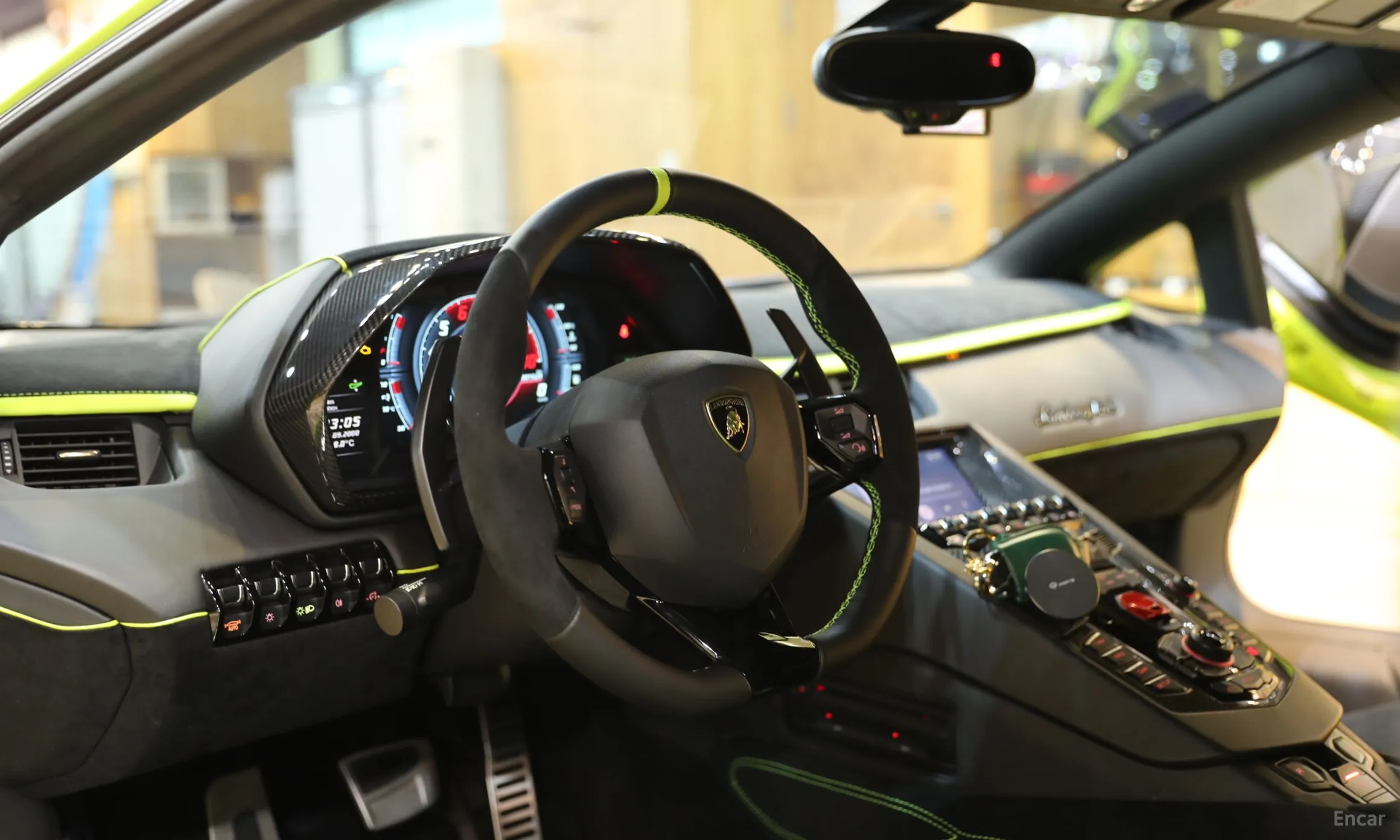 Lamborghini Aventador превью 5