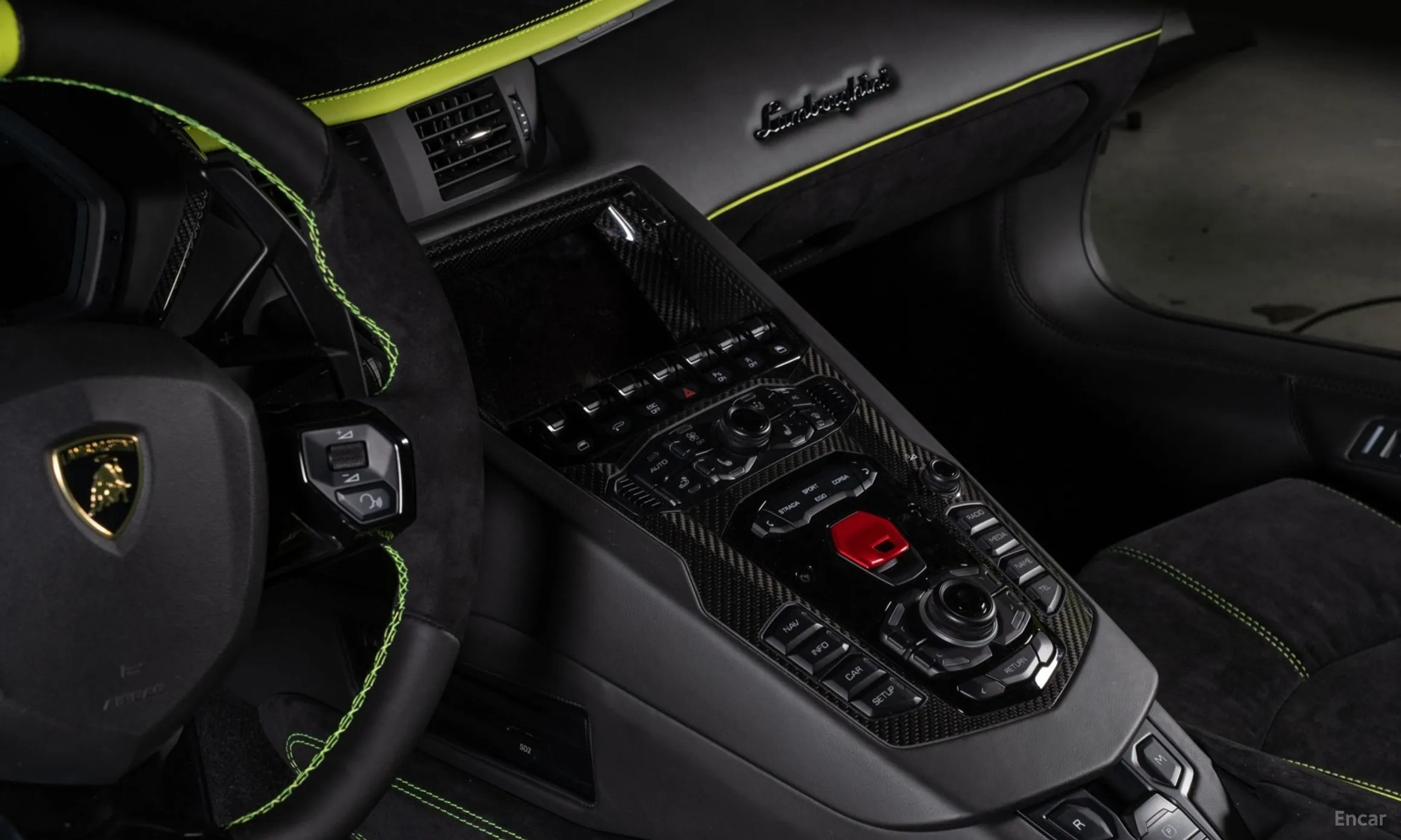 Lamborghini Aventador превью 8