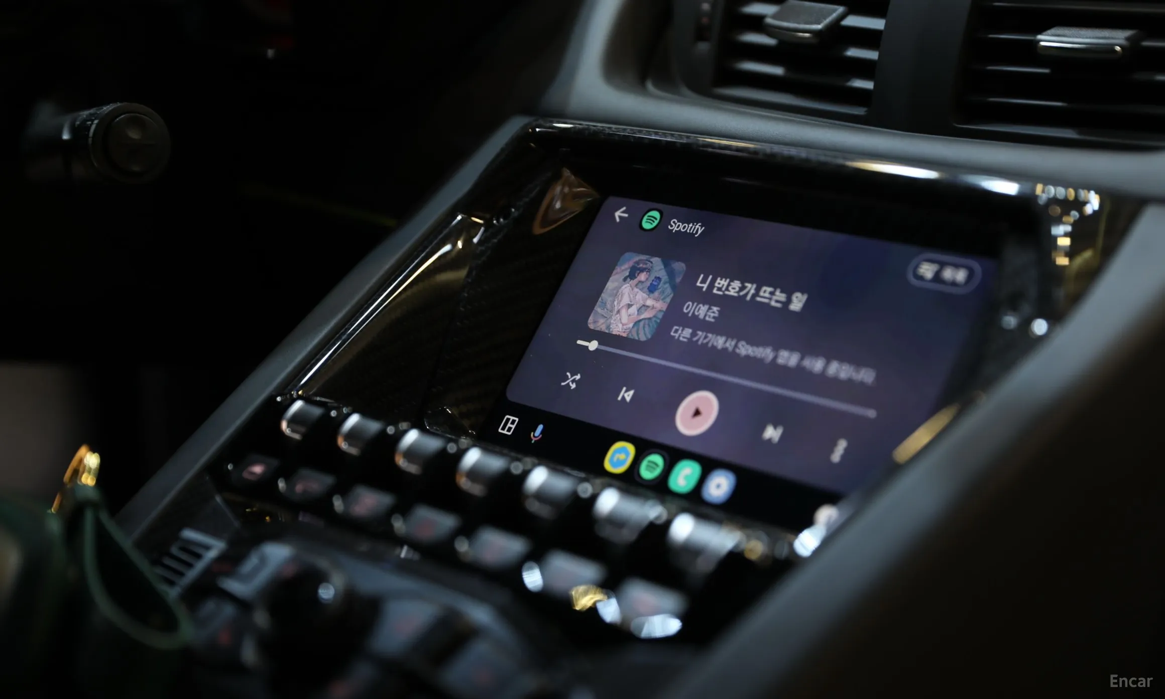 Lamborghini Aventador превью 9