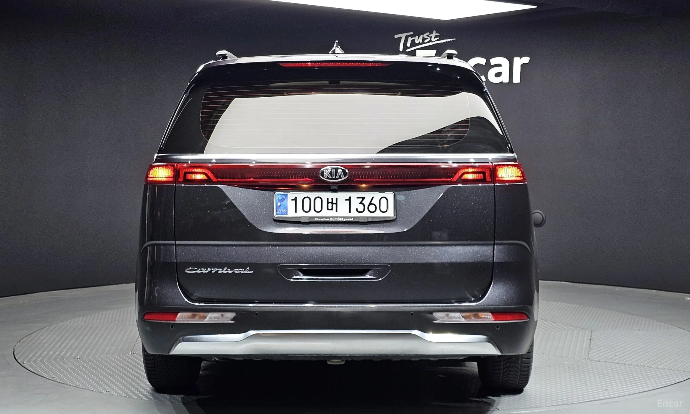 Kia Carnival Gen 4 превью 3