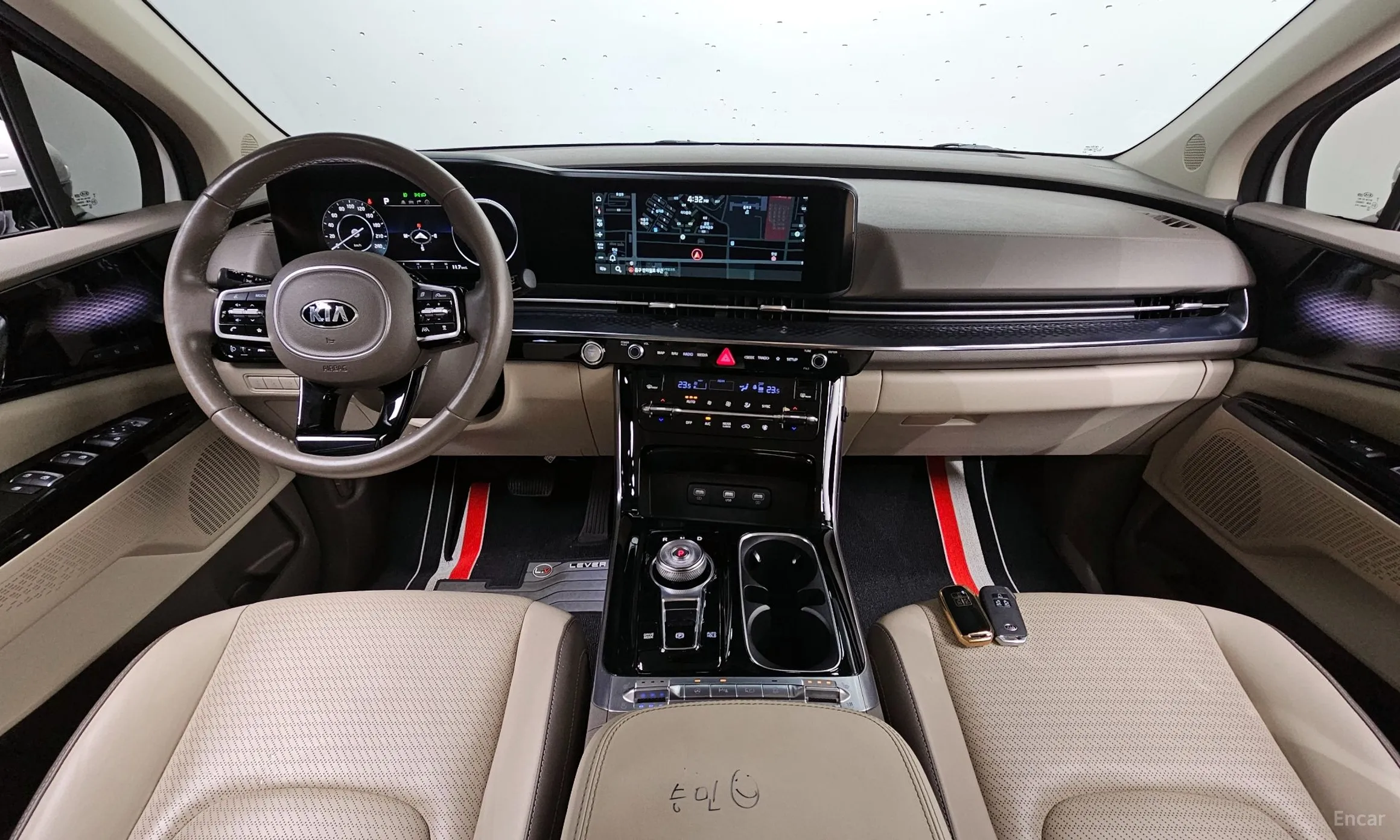 Kia Carnival Gen 4 превью 4