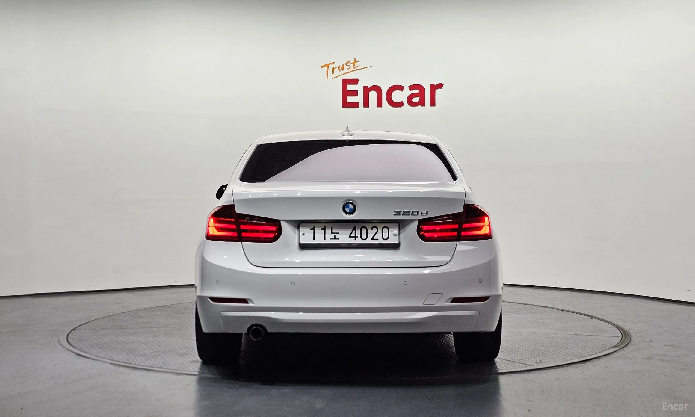 BMW 3 Series (F30) превью 3