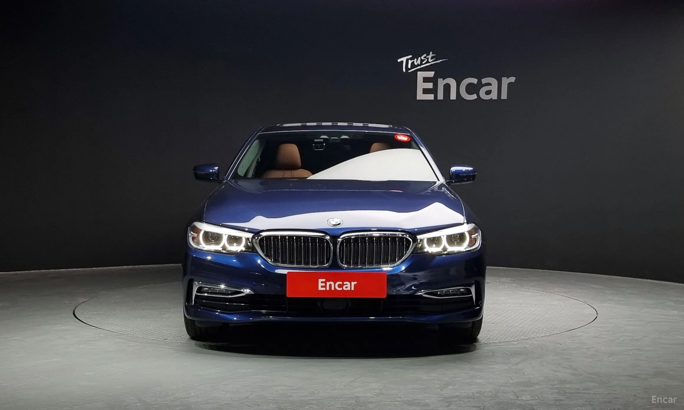 BMW 5 Series (G30) превью 2