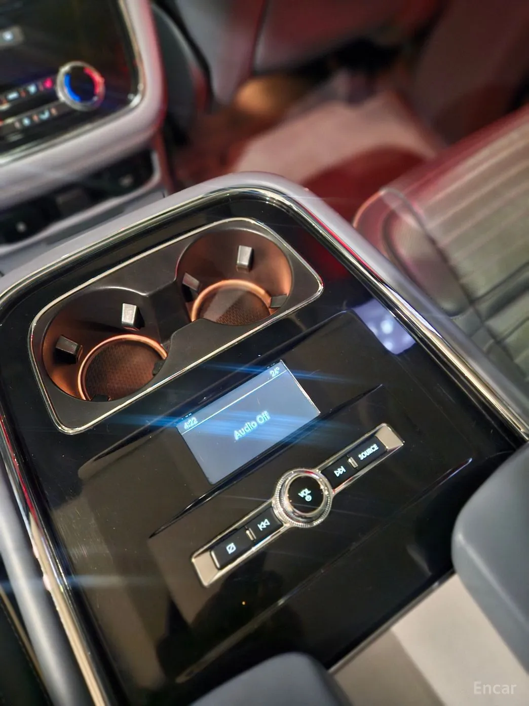 Lincoln Navigator 4th generation превью 13