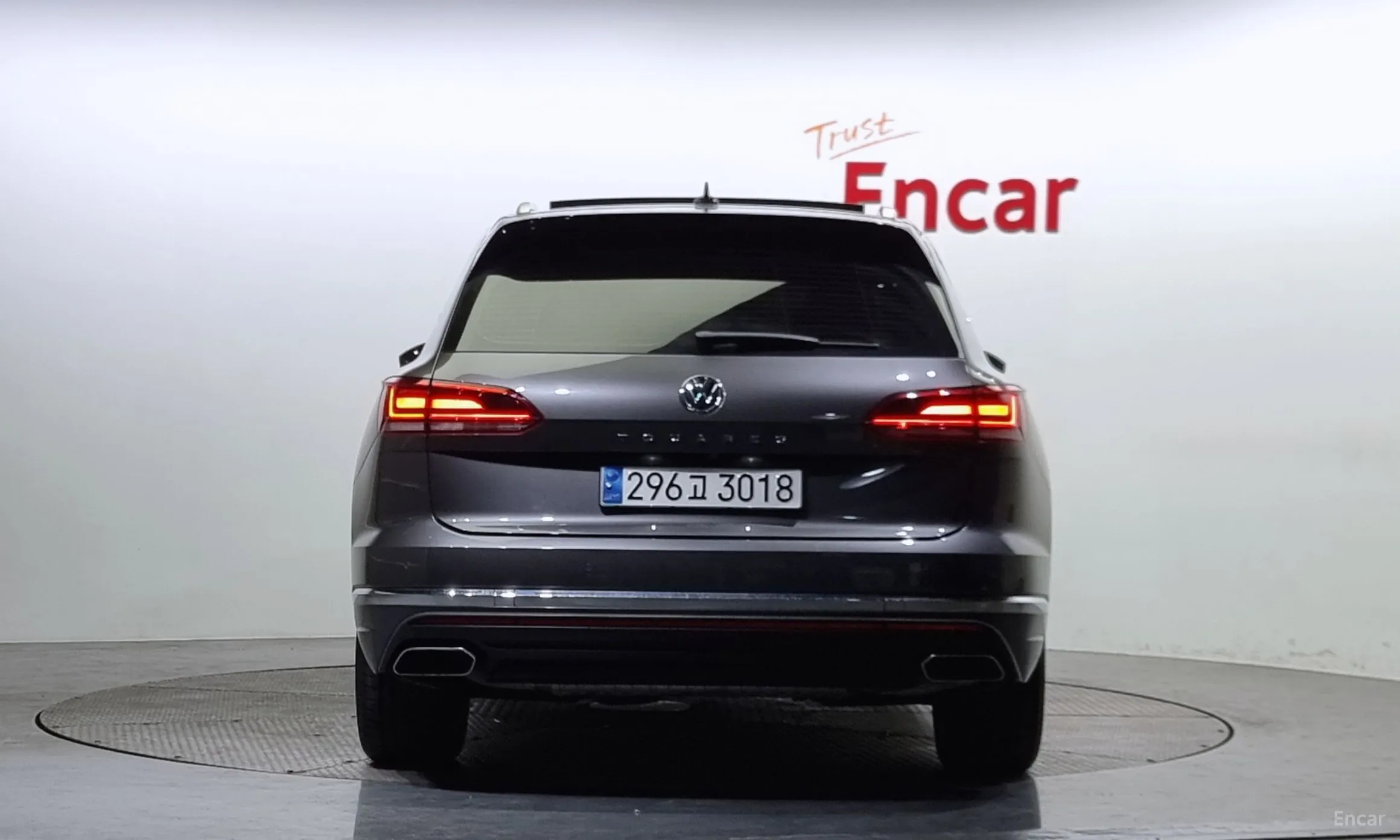 Volkswagen Touareg 3rd Generation превью 3