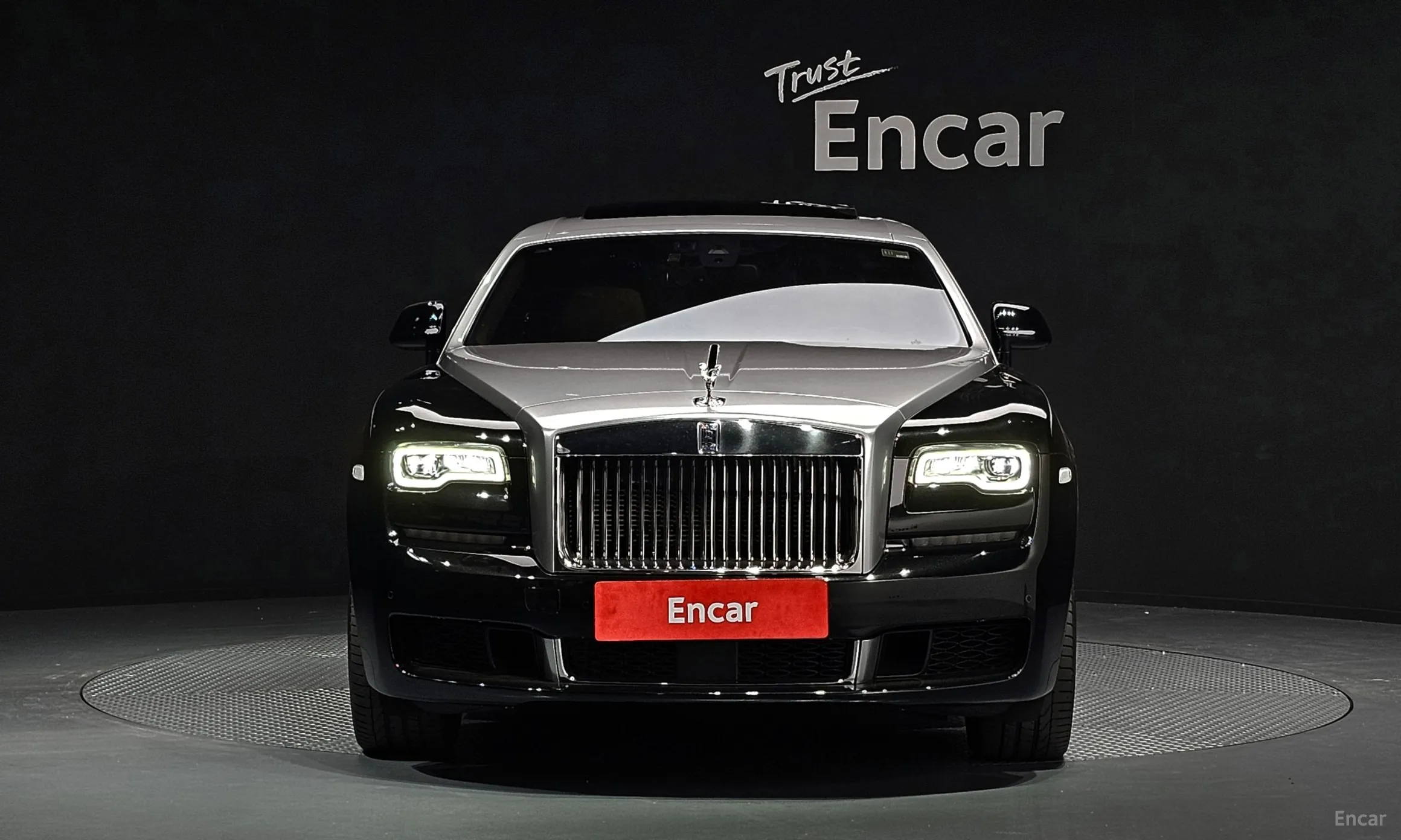 Rolls-Royce Ghost превью 3