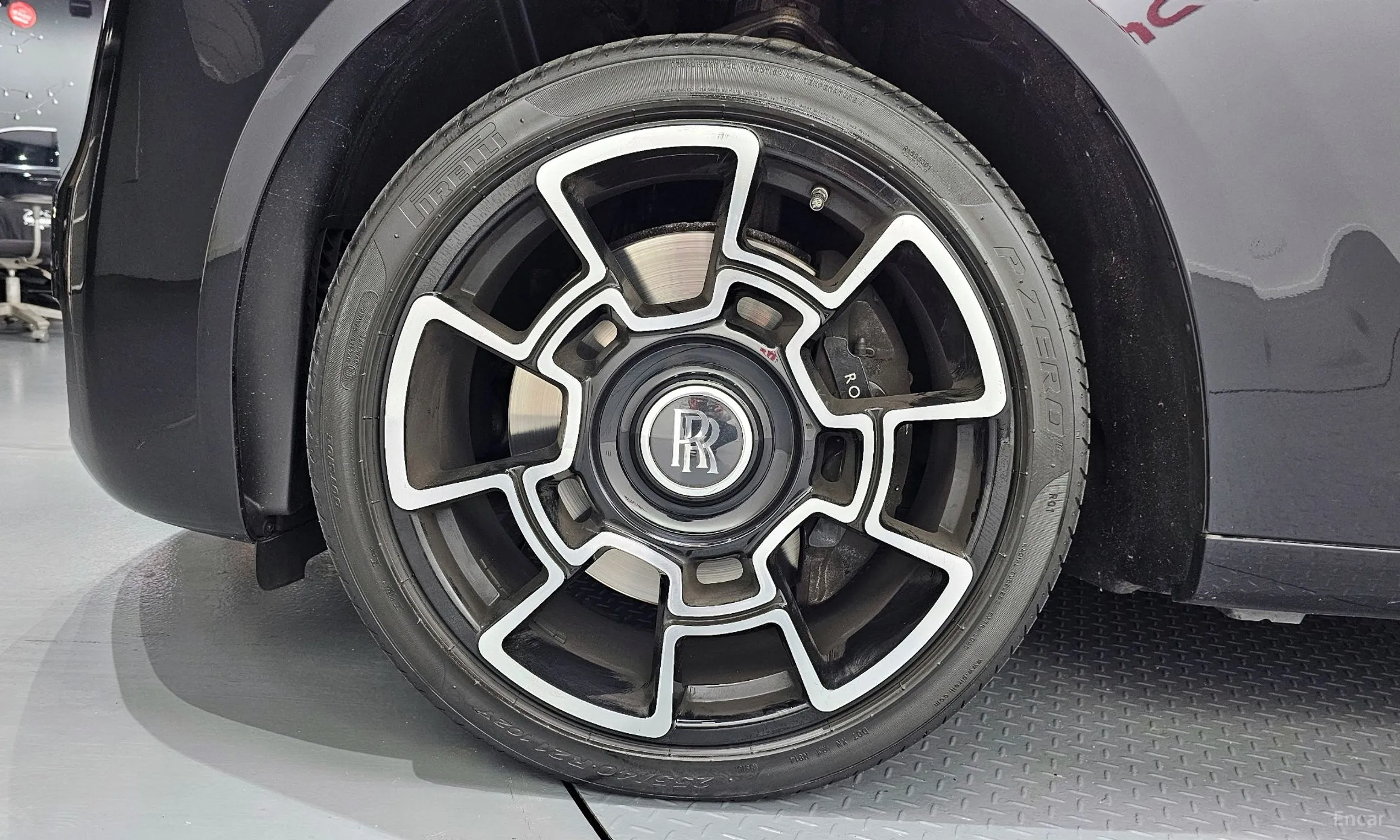 Rolls-Royce Ghost превью 5