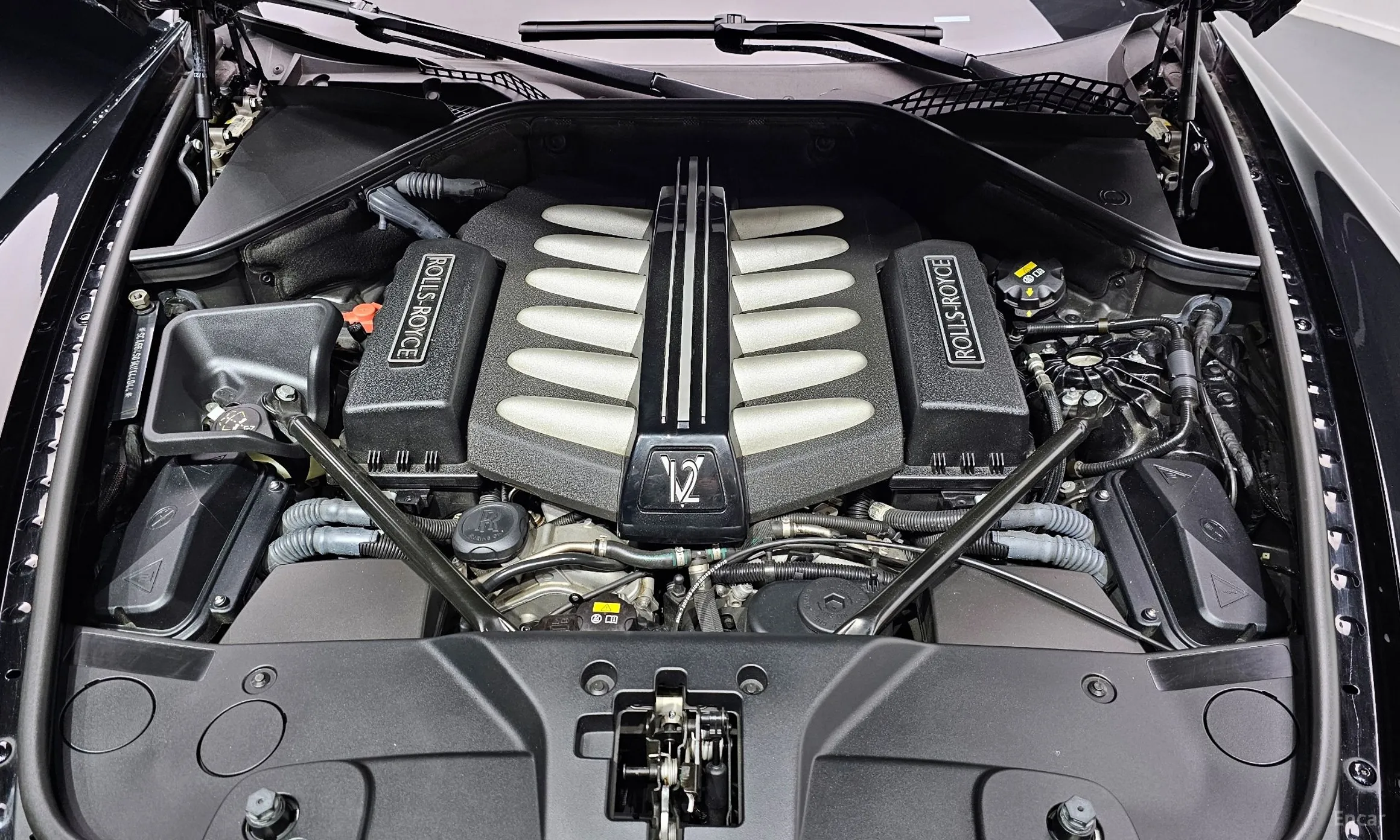 Rolls-Royce Ghost превью 6