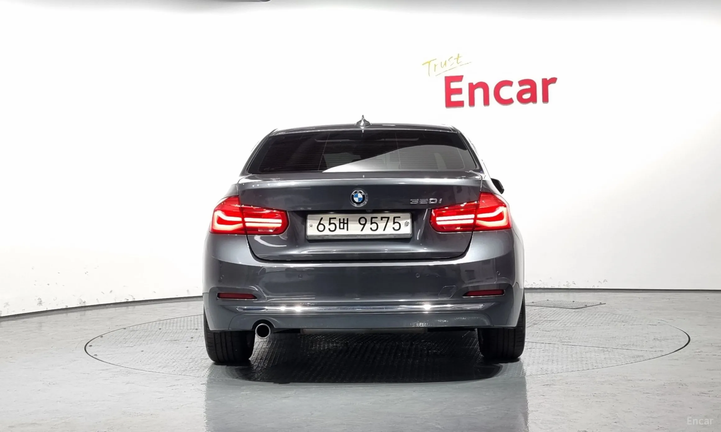 BMW 3 Series (F30) превью 3