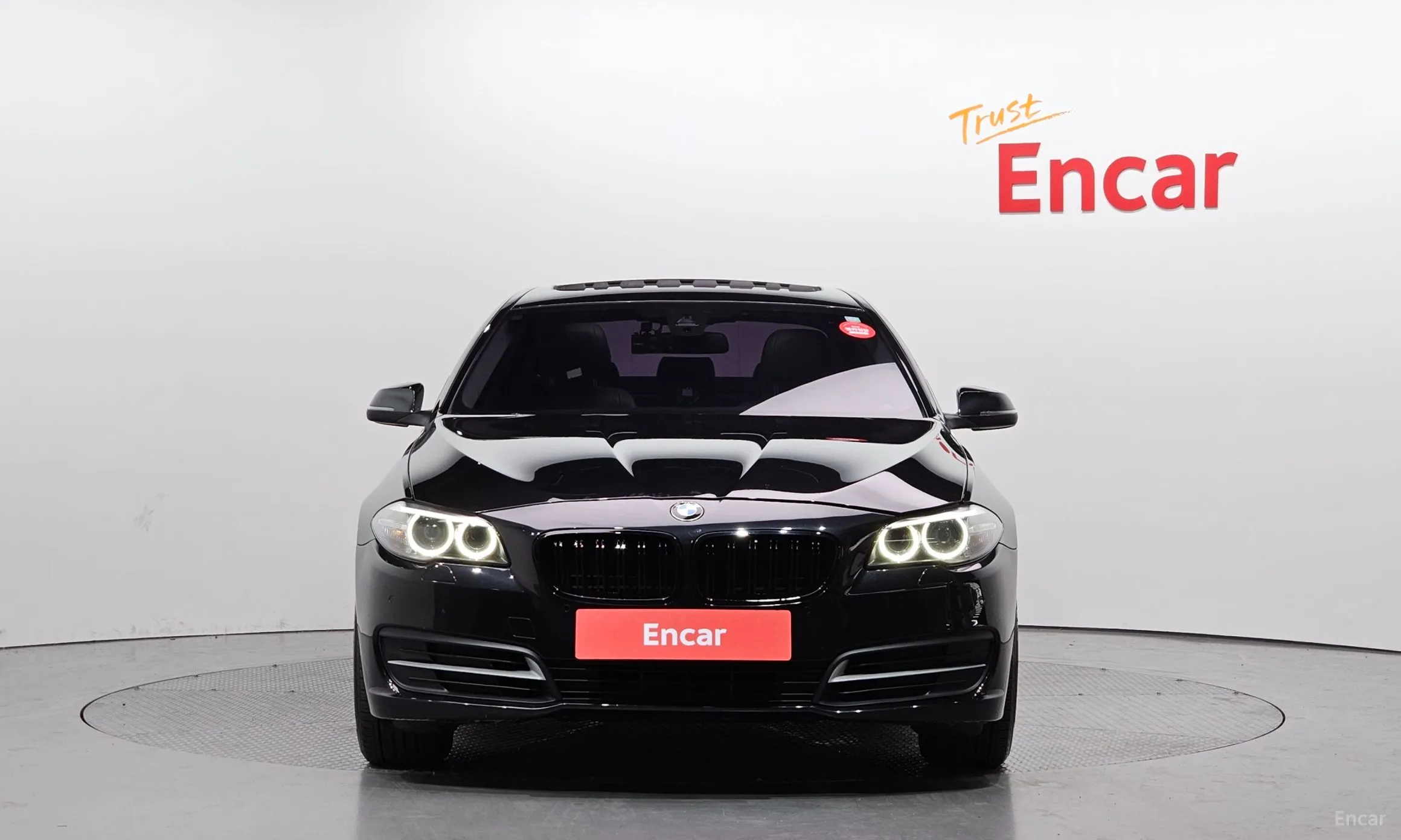 BMW 5 Series (F10) превью 2
