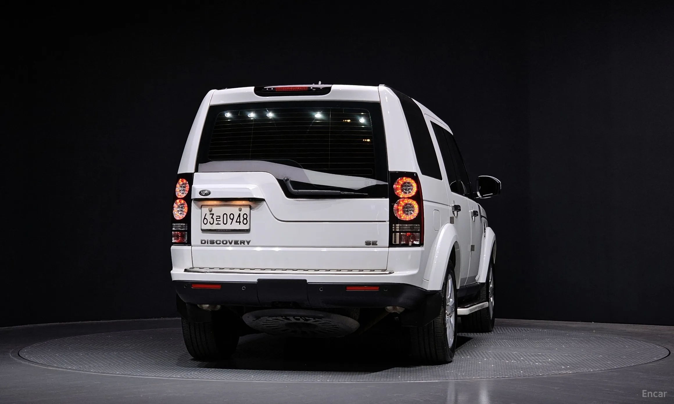 Land Rover Discovery 4 превью 3