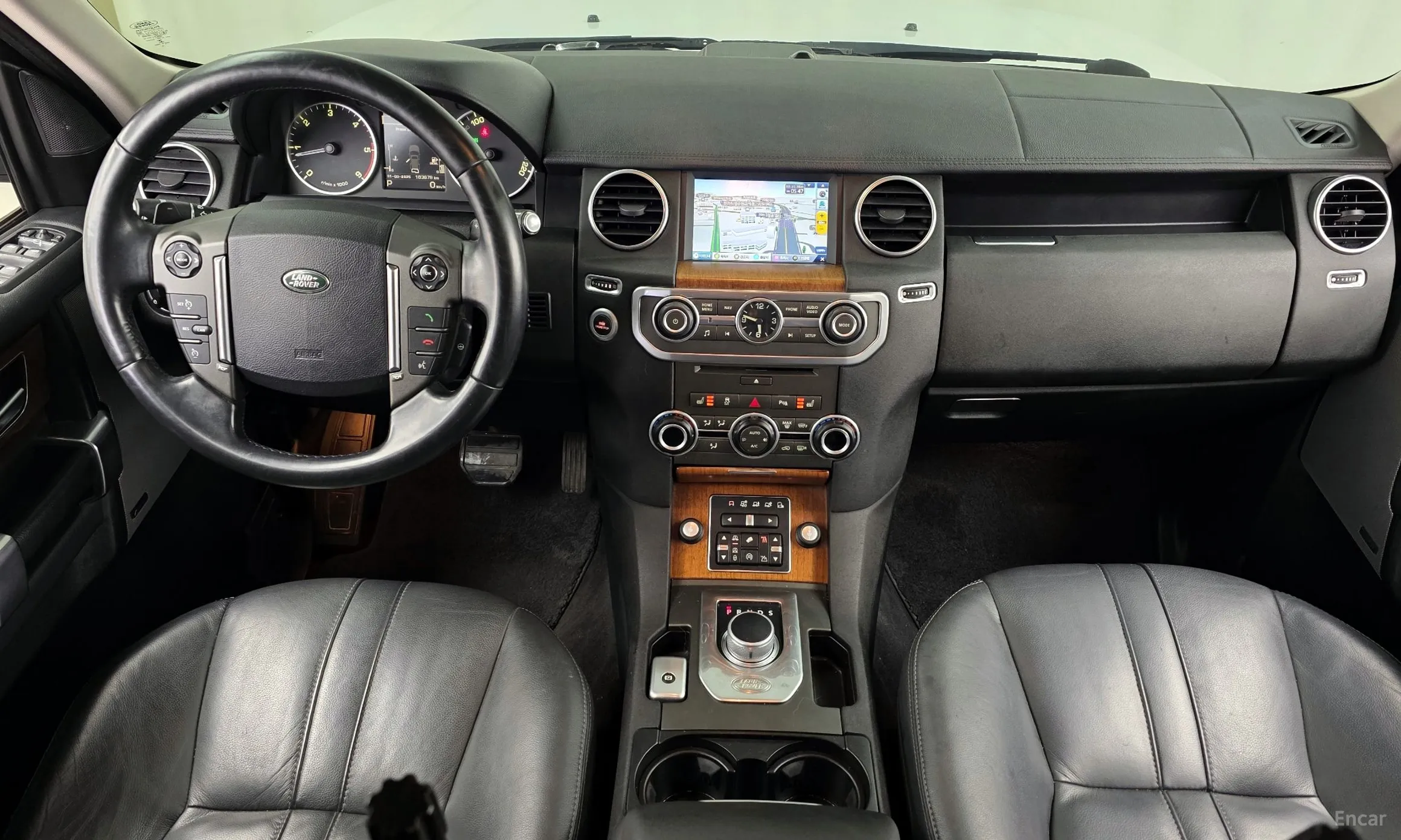 Land Rover Discovery 4 превью 4