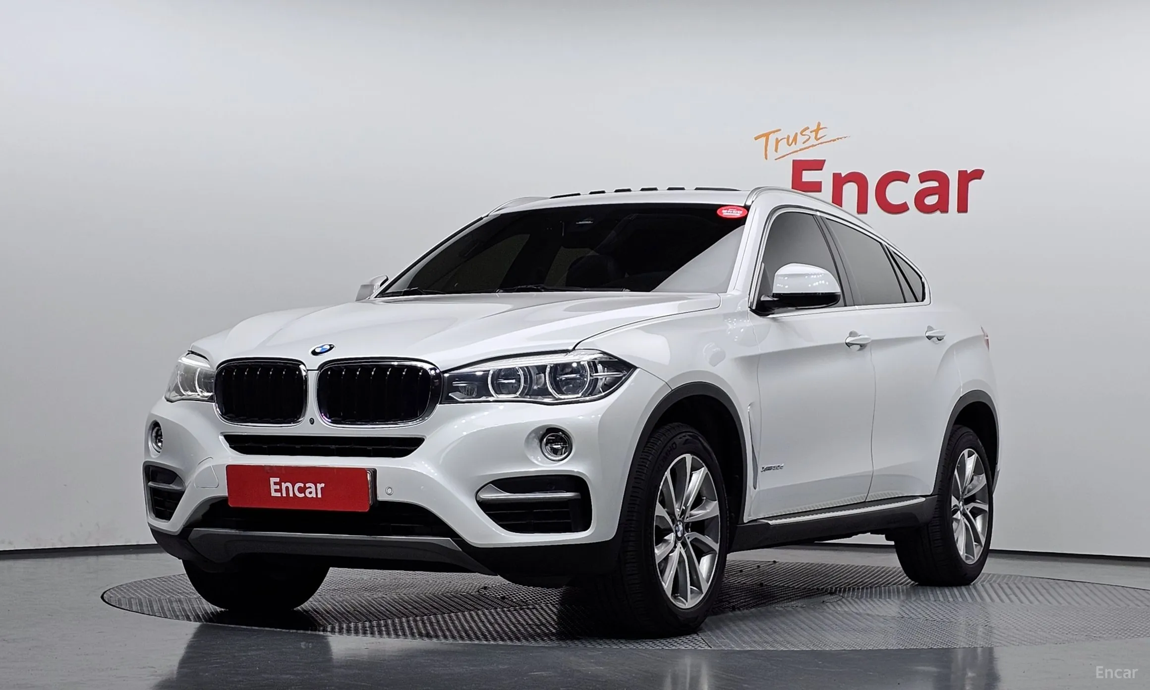 X6 (F16)