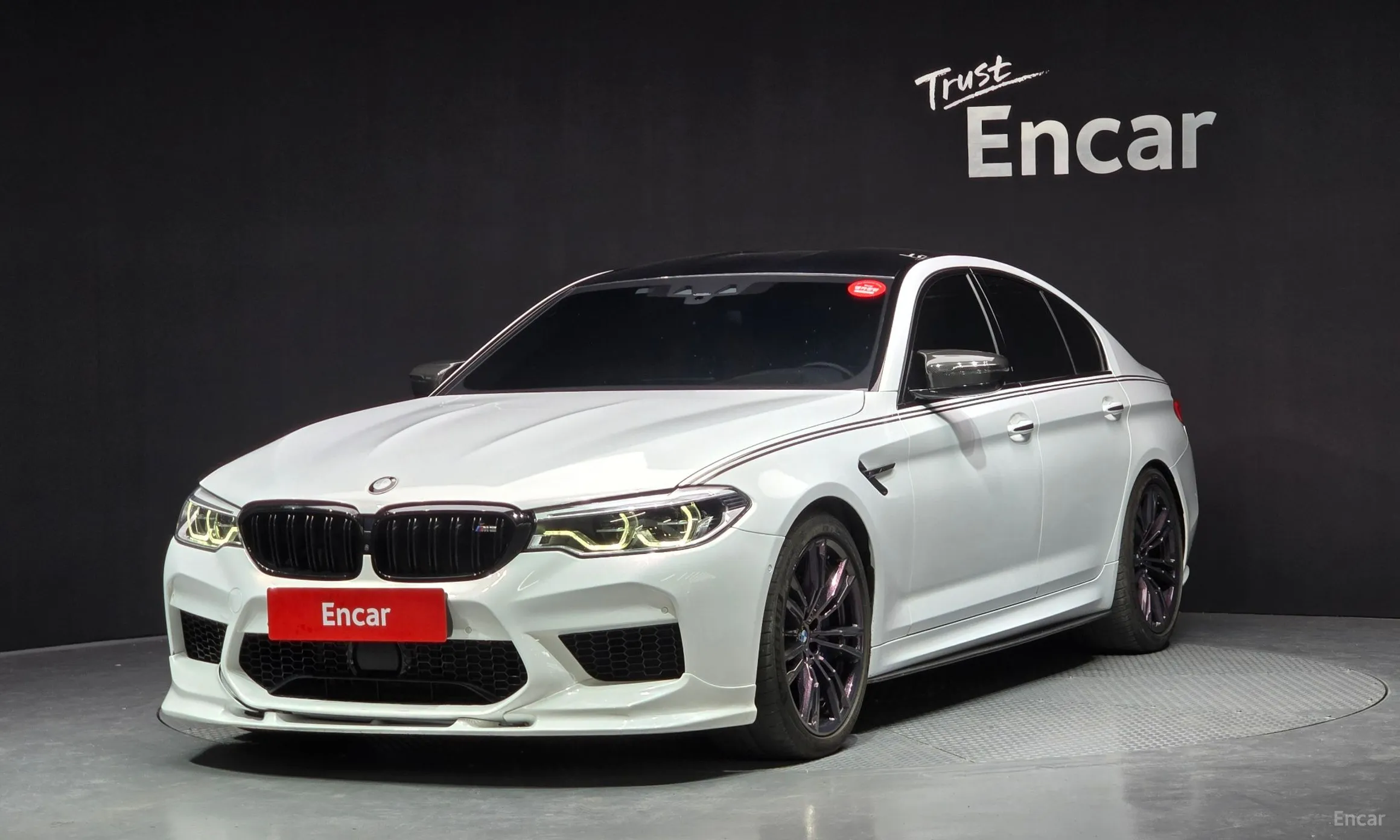 BMW M5 (F90)