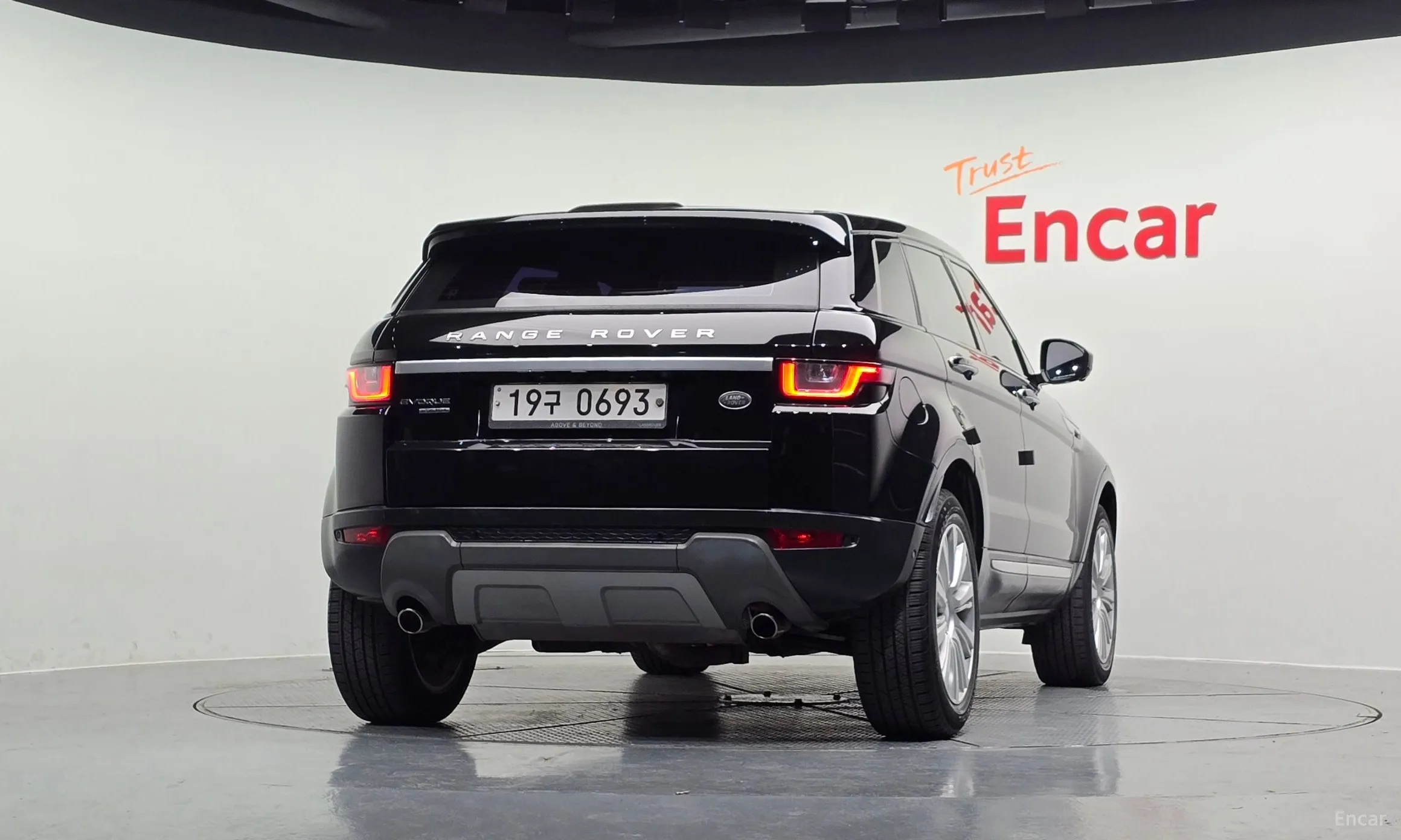 Land Rover Range Rover Evoque превью 3