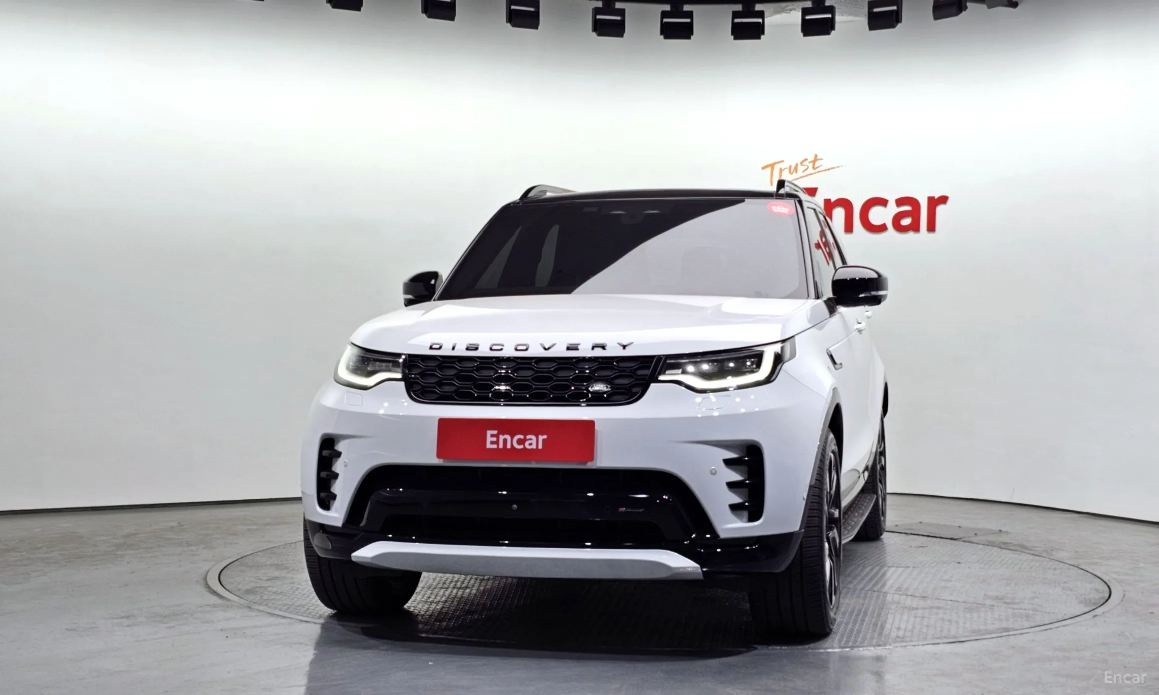 Land Rover Discovery 5 превью 2