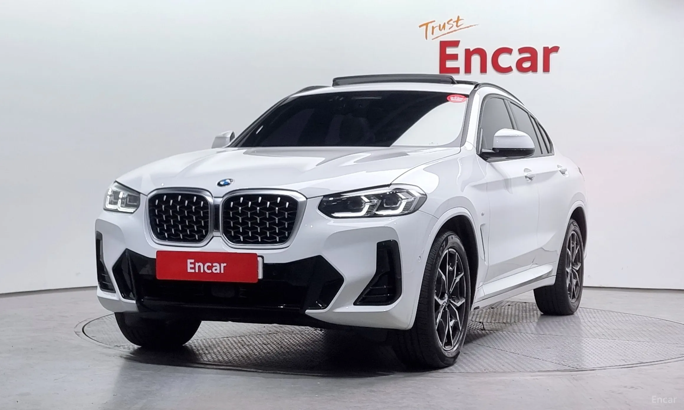 X4 (G02)