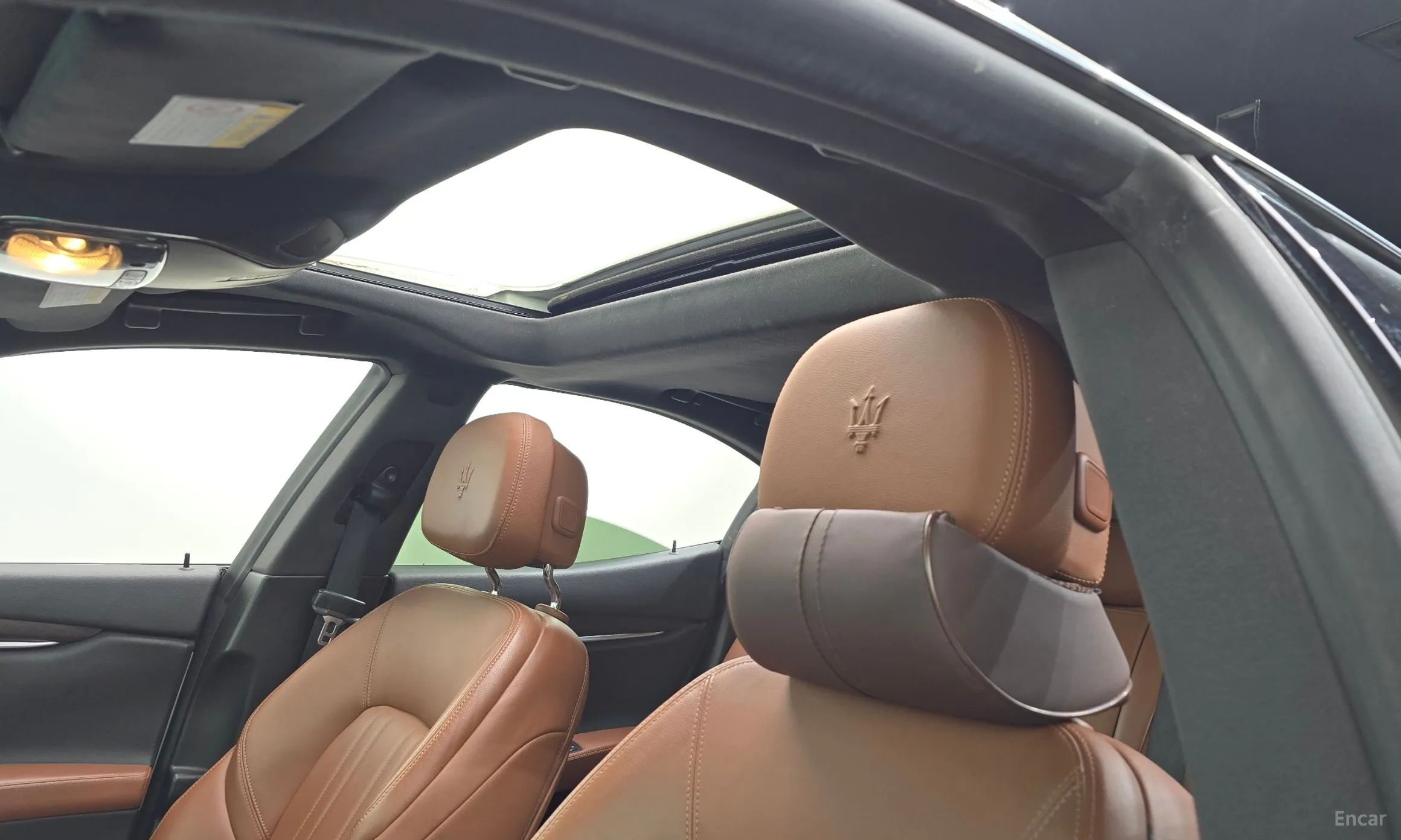 Maserati Ghibli превью 19