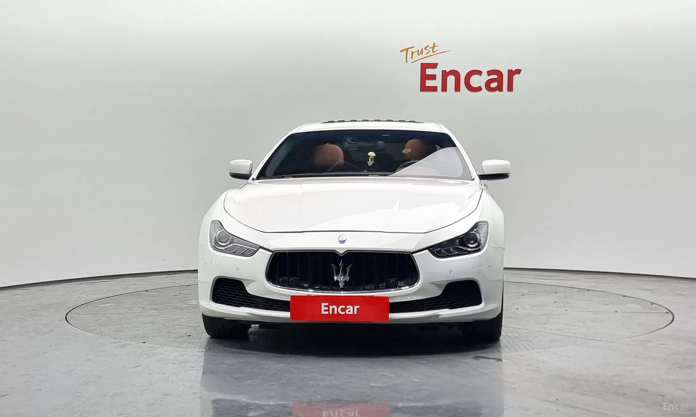 Maserati Ghibli превью 3