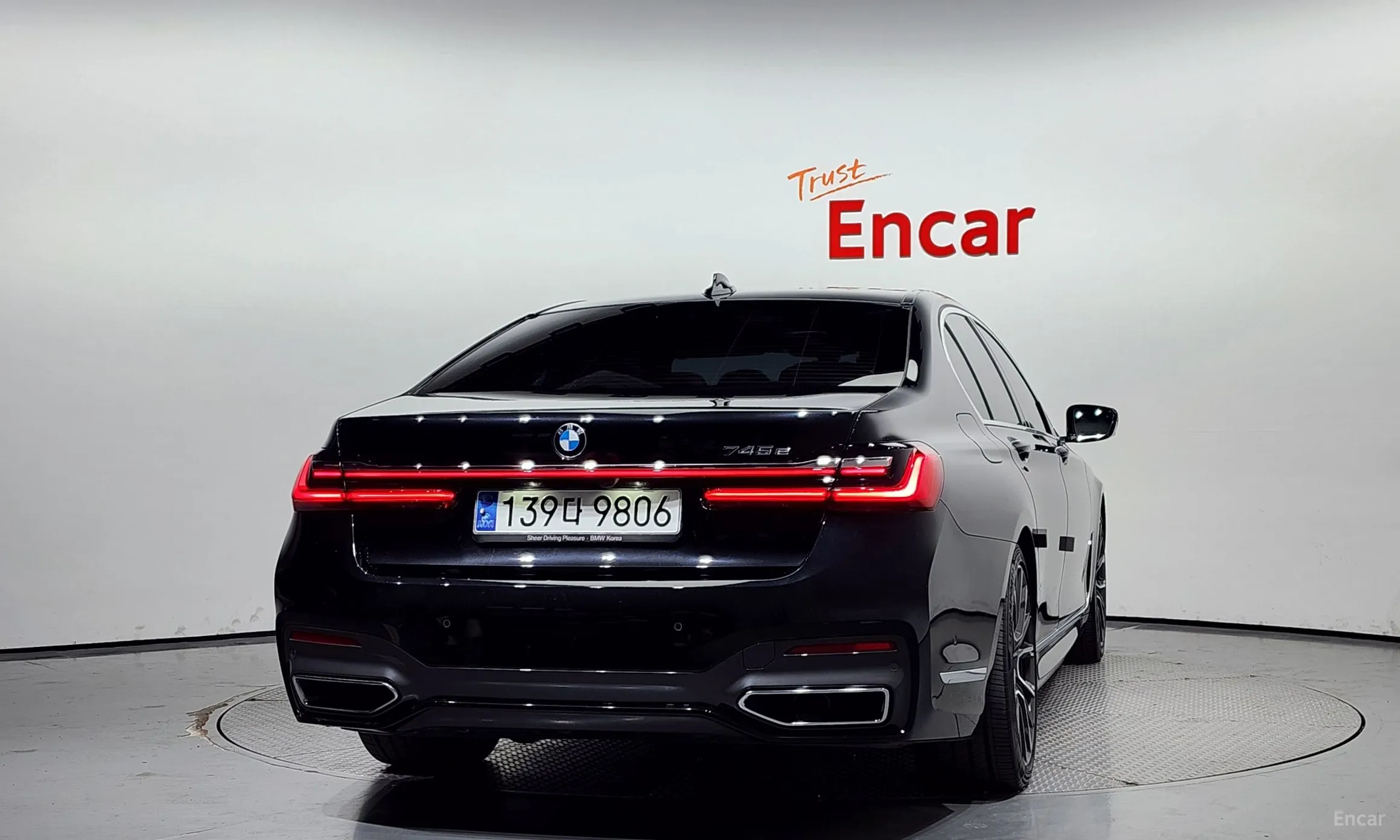 BMW 7 Series (G11) превью 3