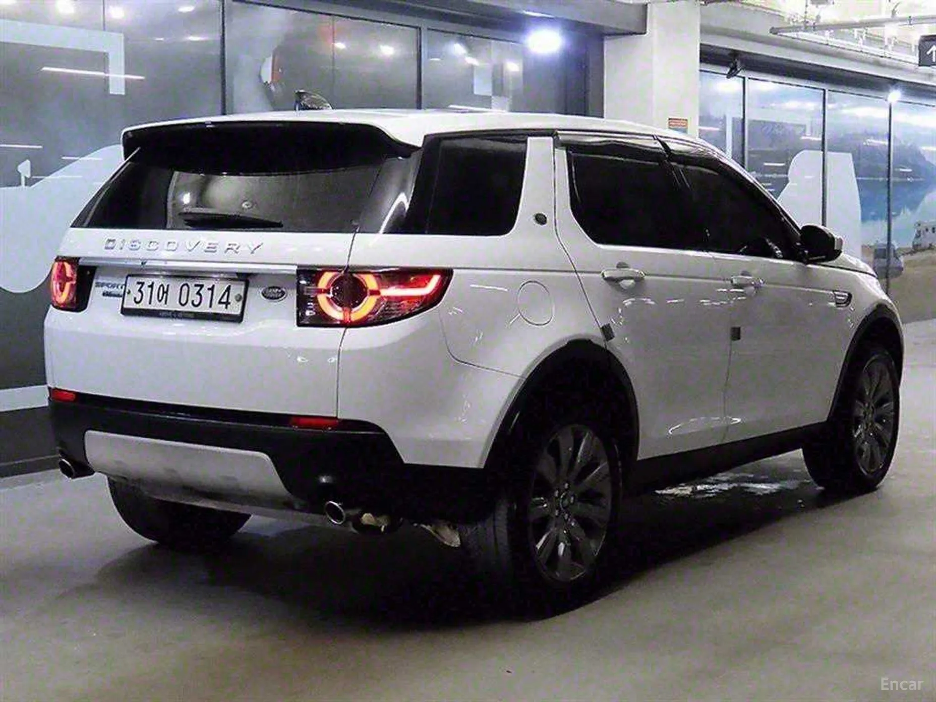 Land Rover Discovery Sports превью 3