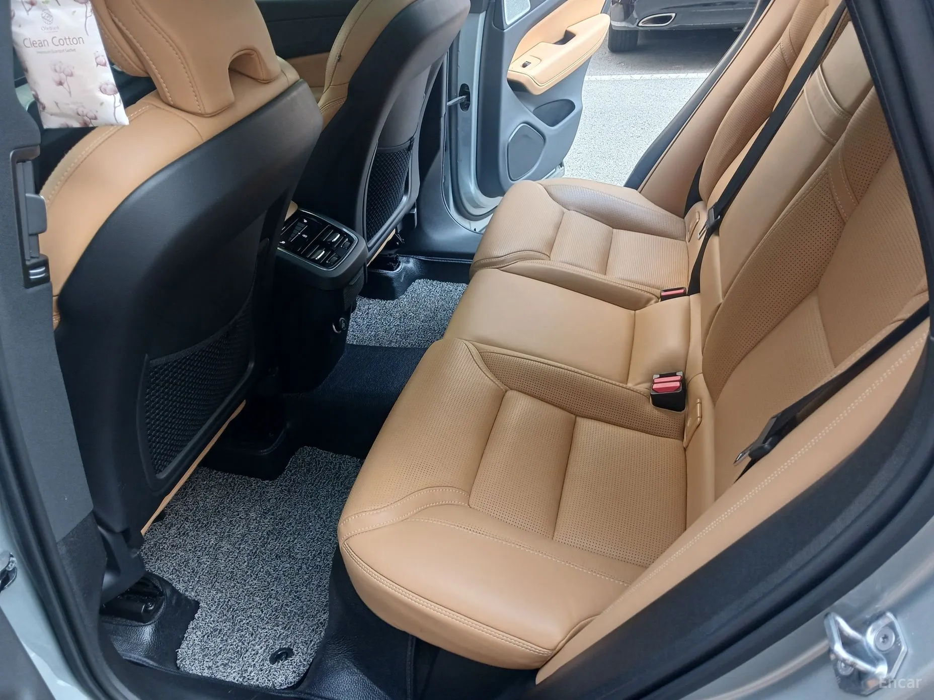 Volvo XC60 Gen 2 превью 16