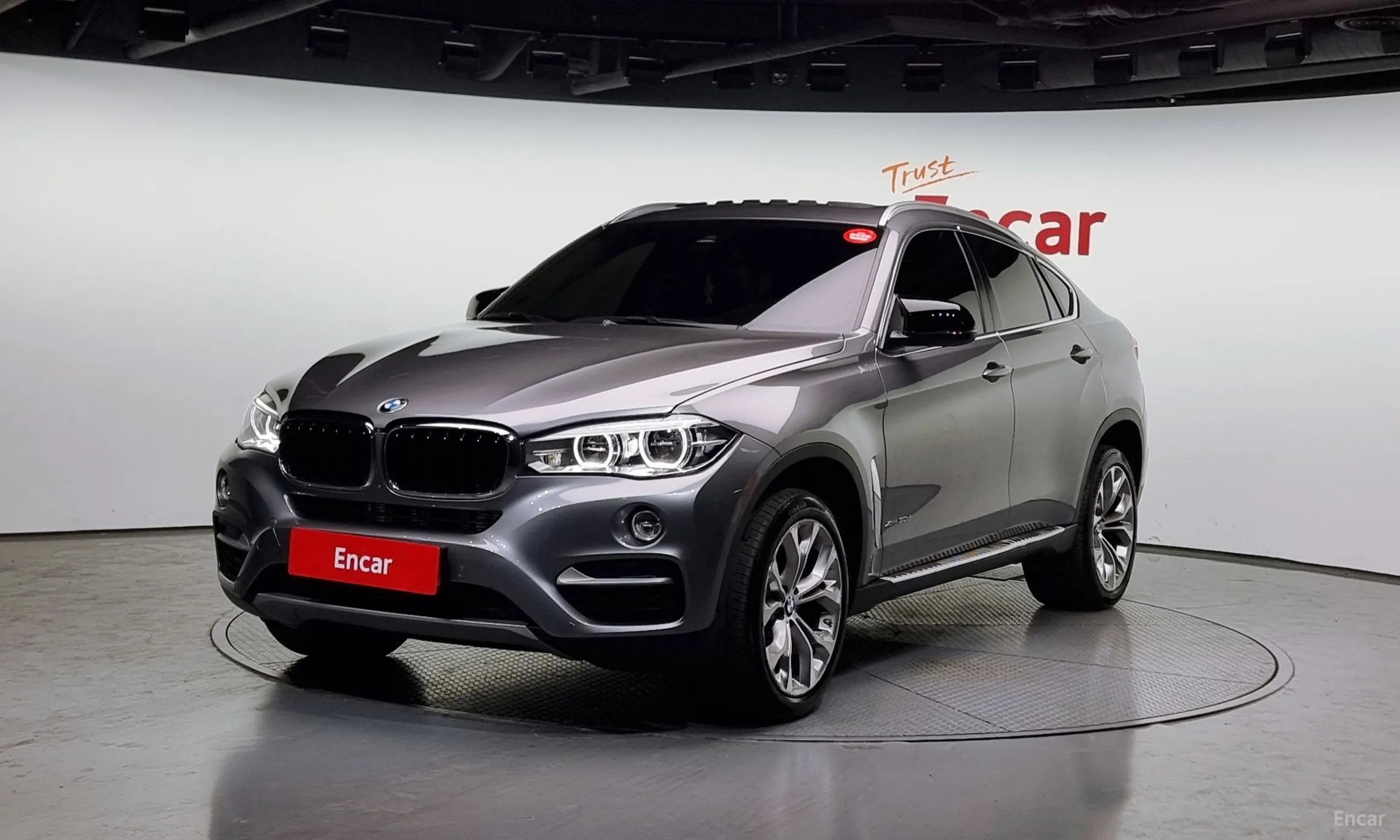 X6 (F16)