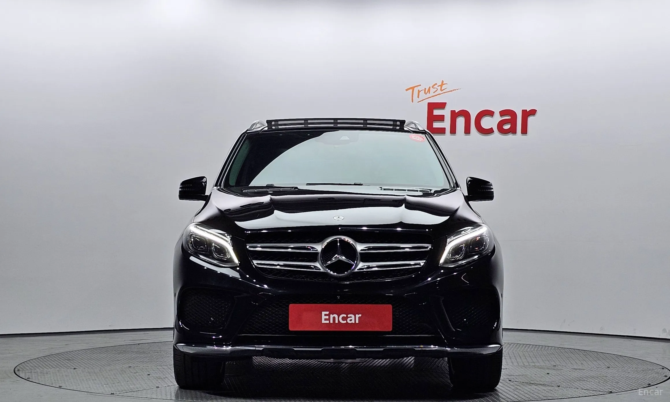 Mercedes Benz GLE-Class W166