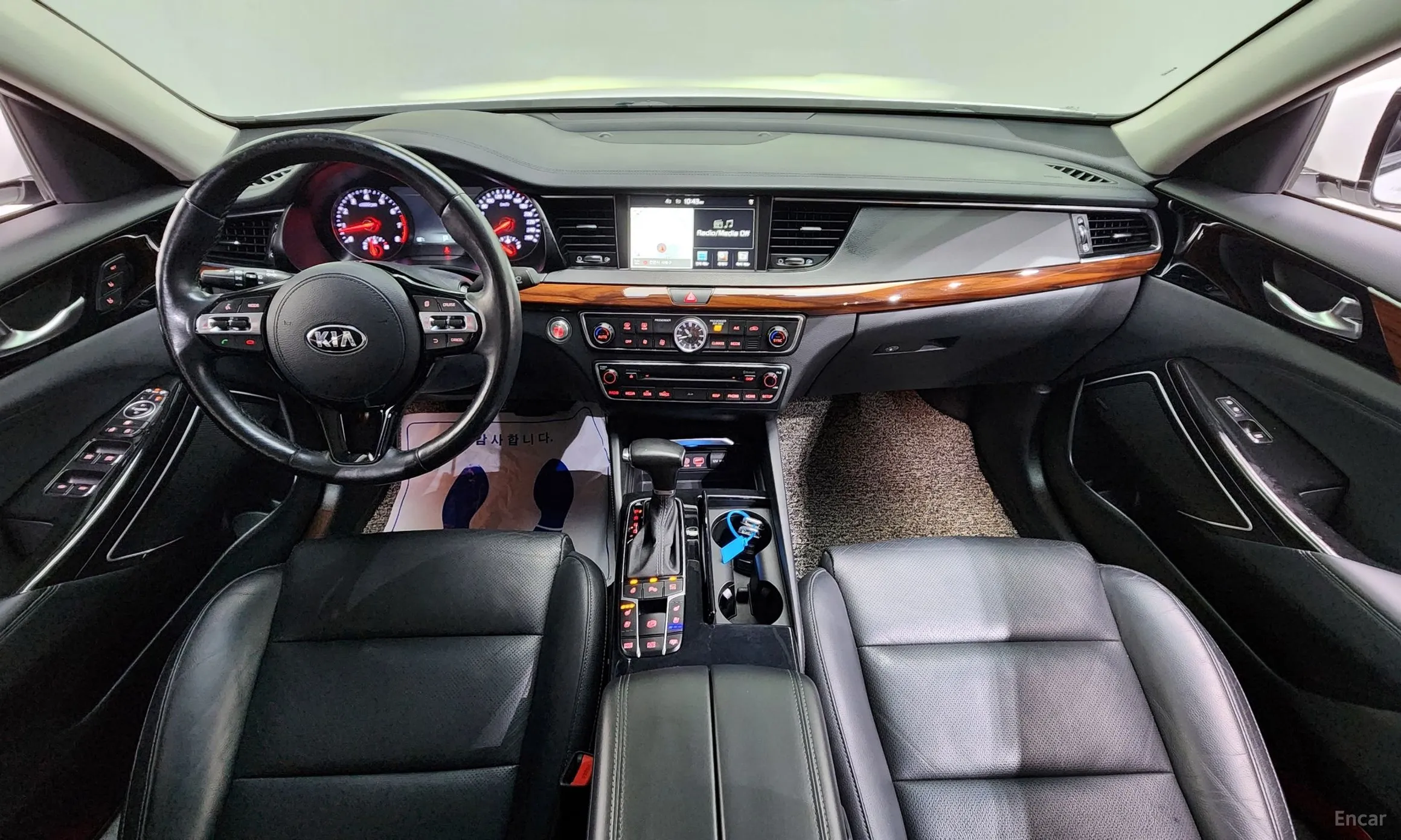 Kia K7 превью 4