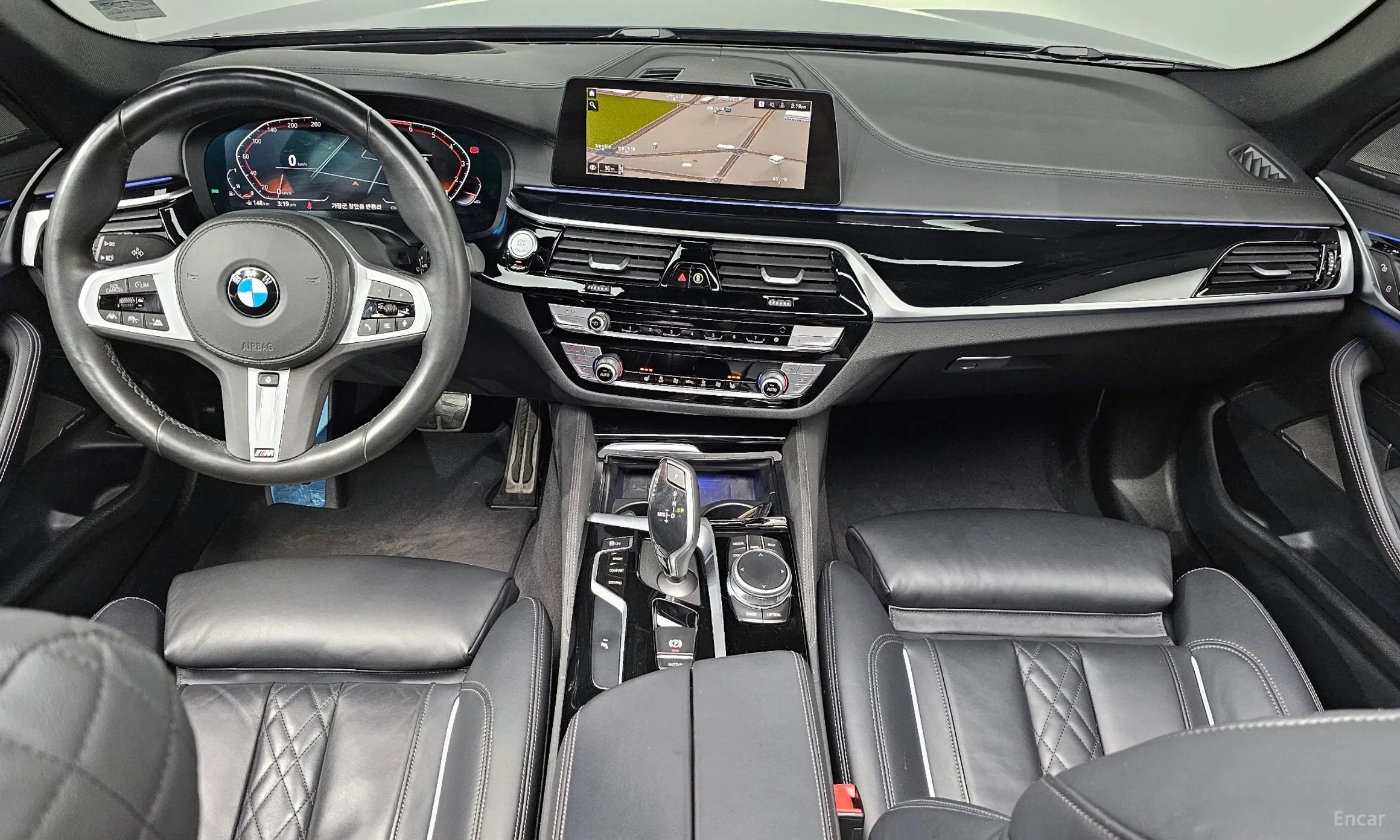 BMW 5 Series (G30) превью 4