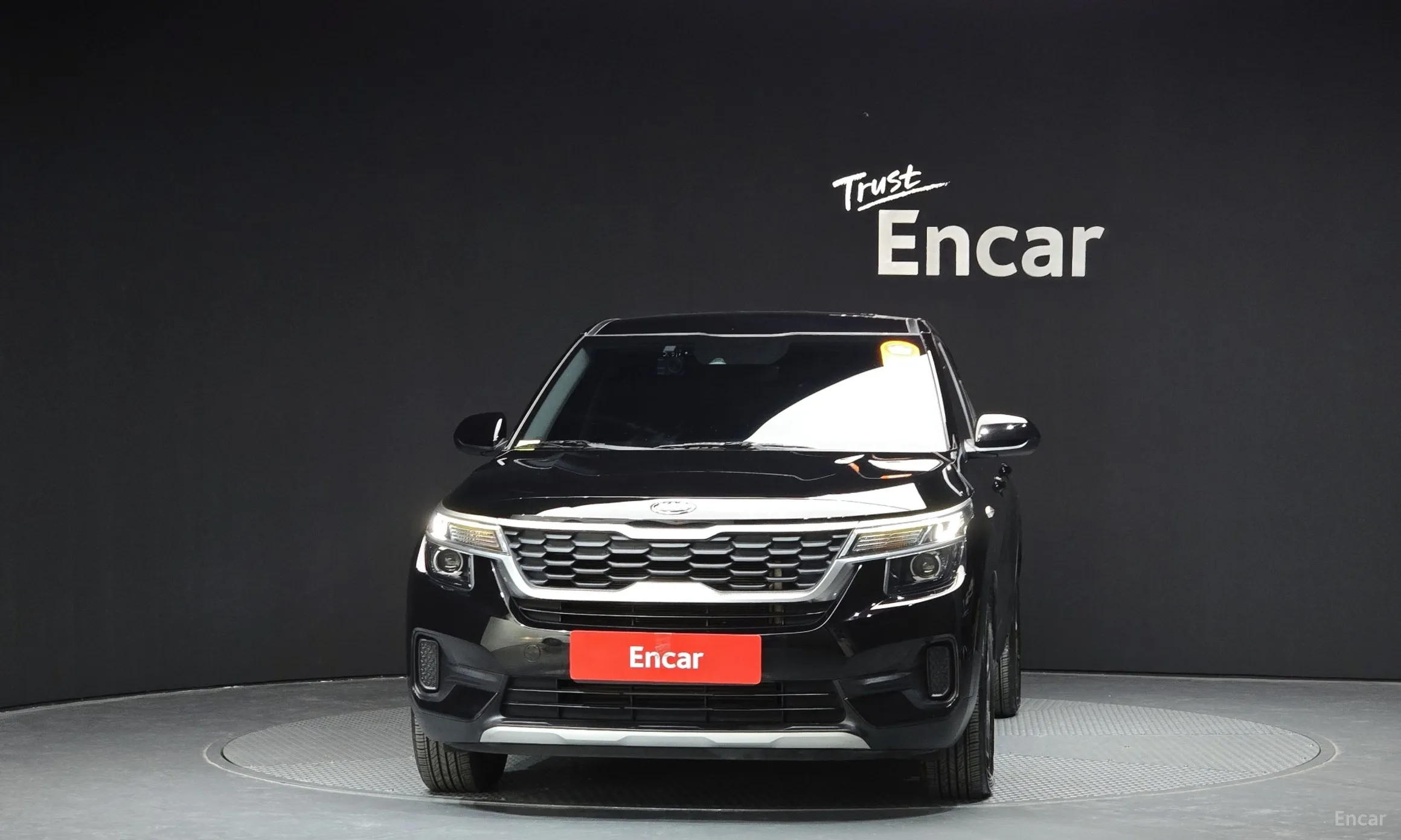 Kia Seltos превью 2