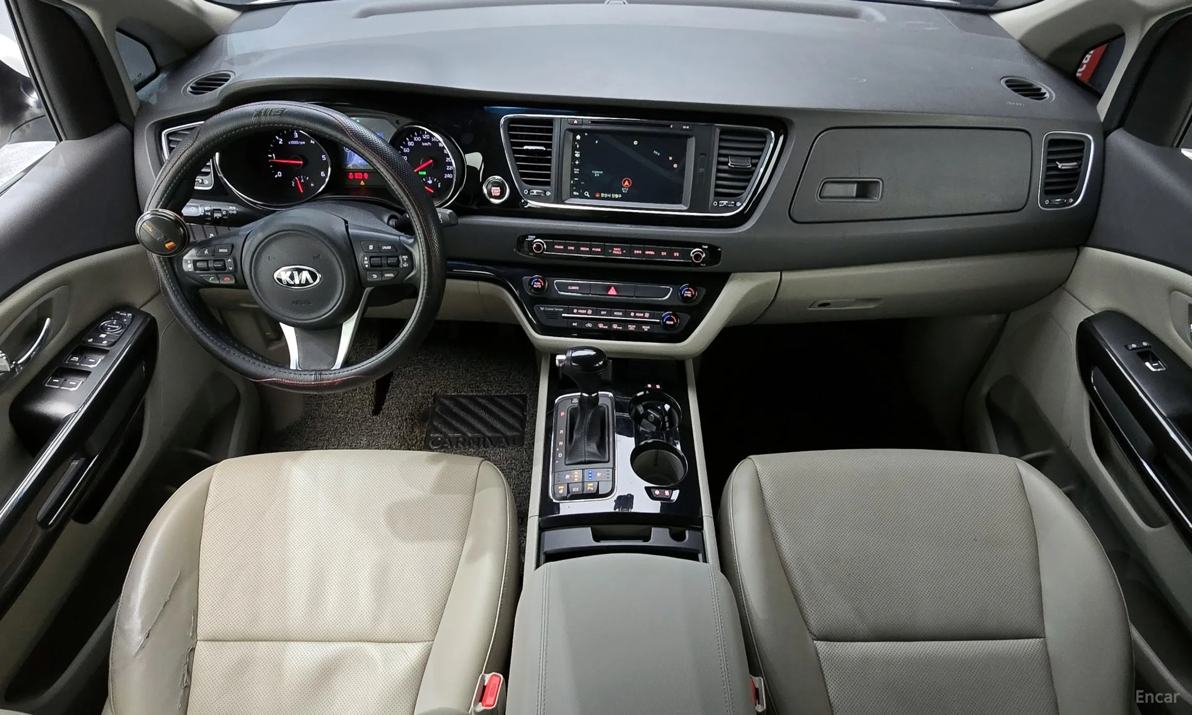 Kia Carnival превью 4