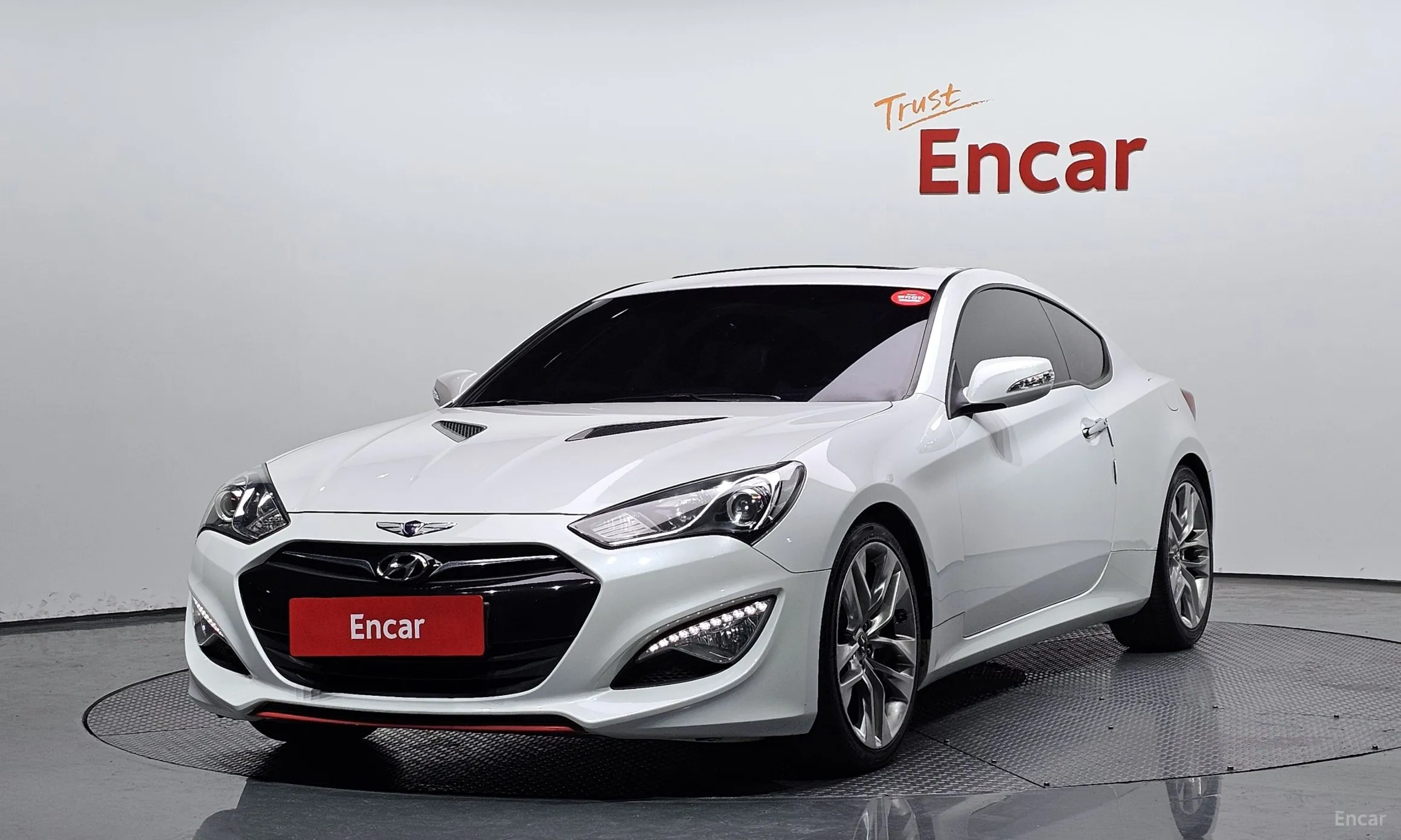 Genesis Coupe