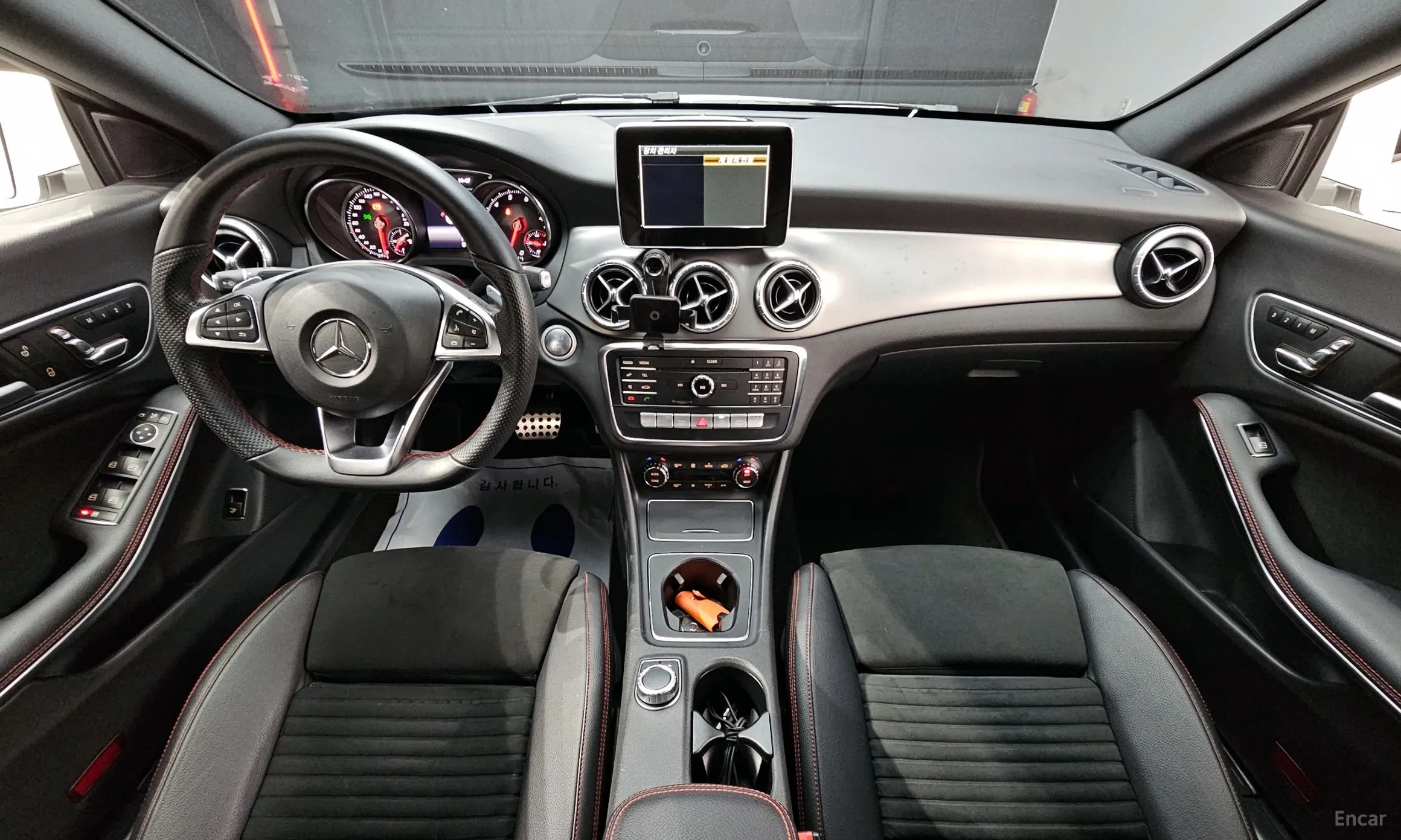 Mercedes Benz CLA-Class C117 превью 4