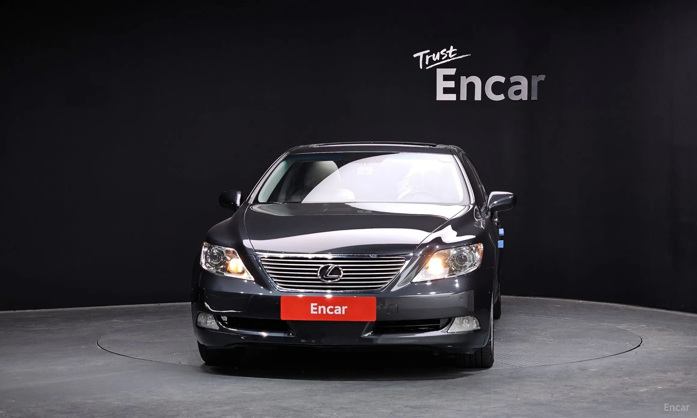 Lexus LS460 превью 3