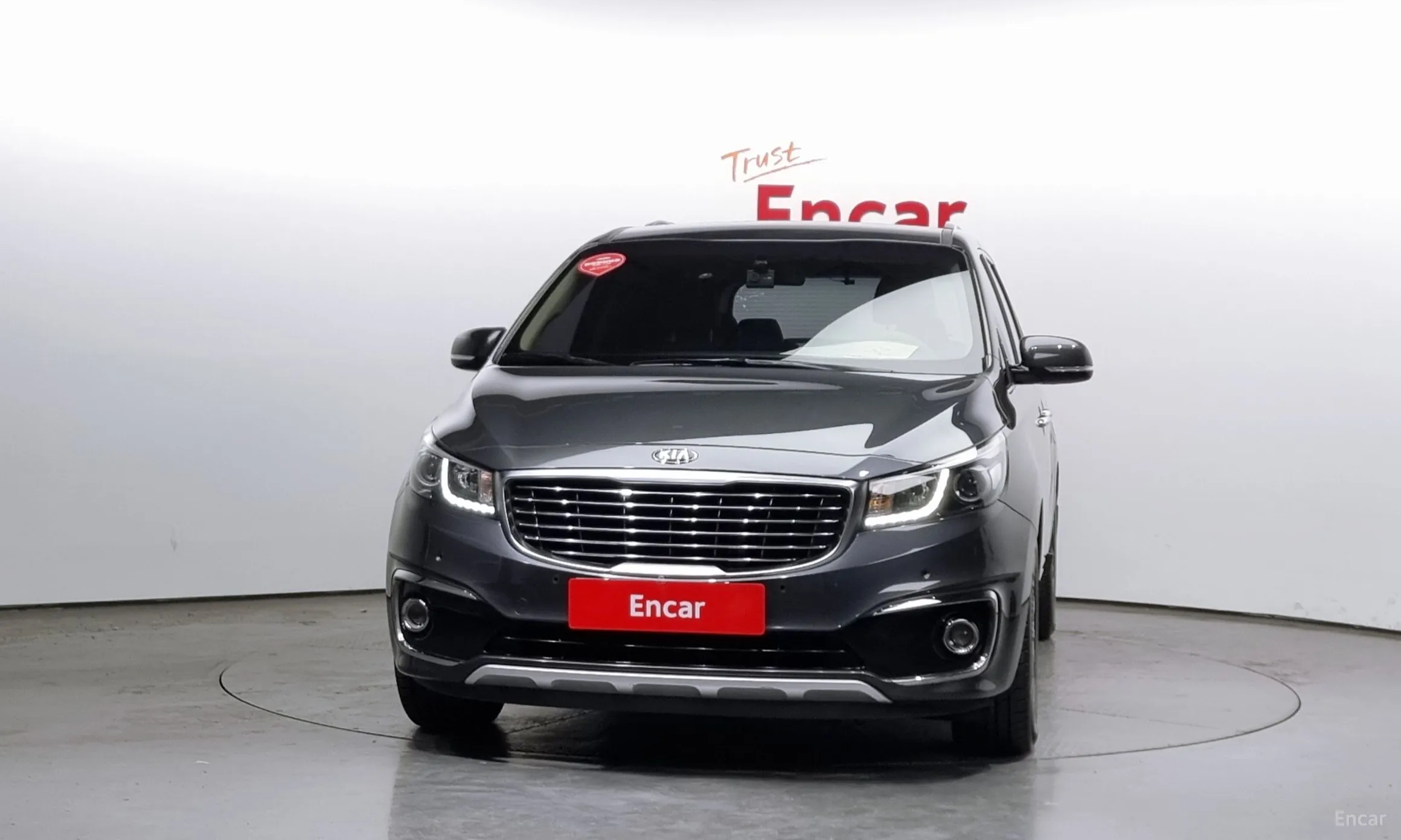 Kia Carnival превью 2