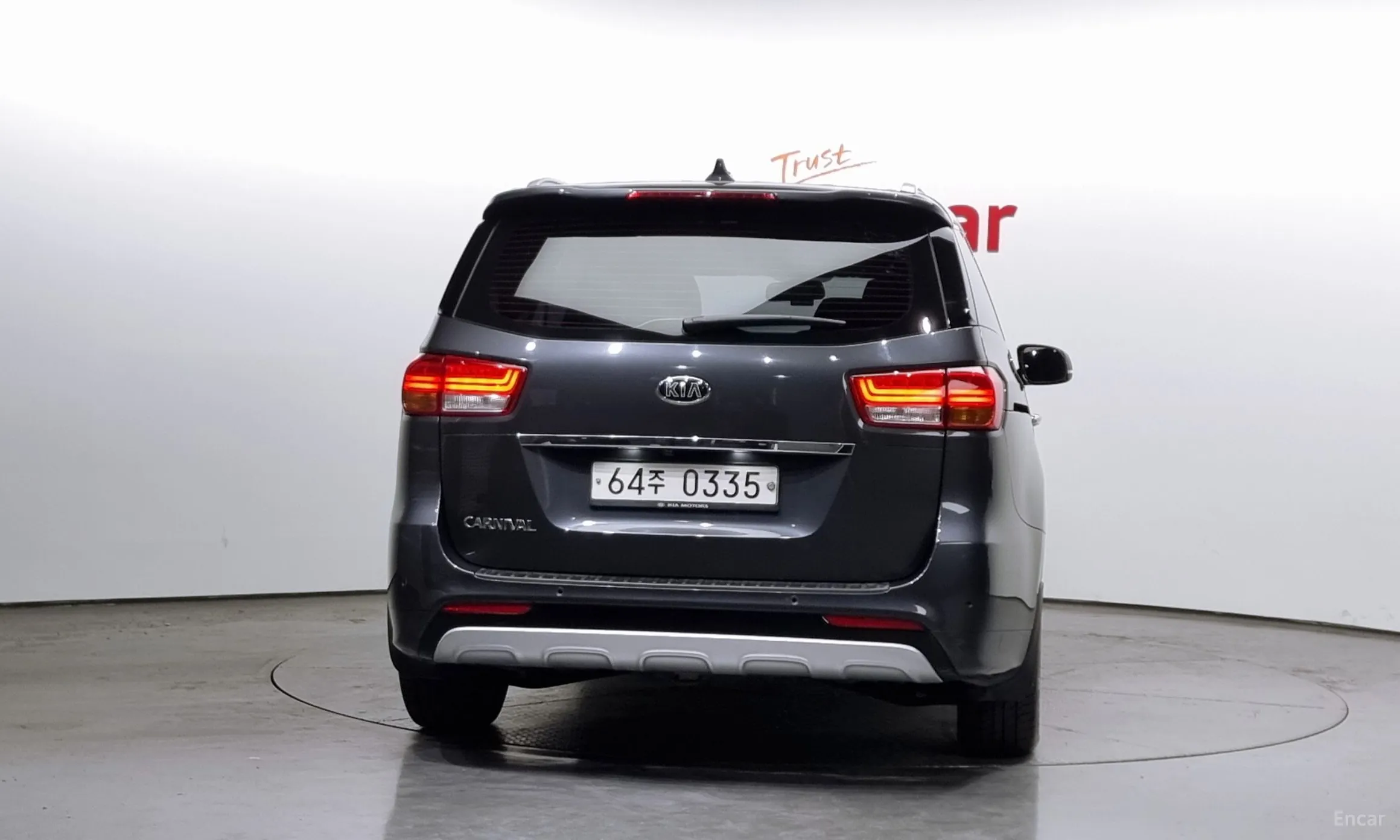 Kia Carnival превью 3