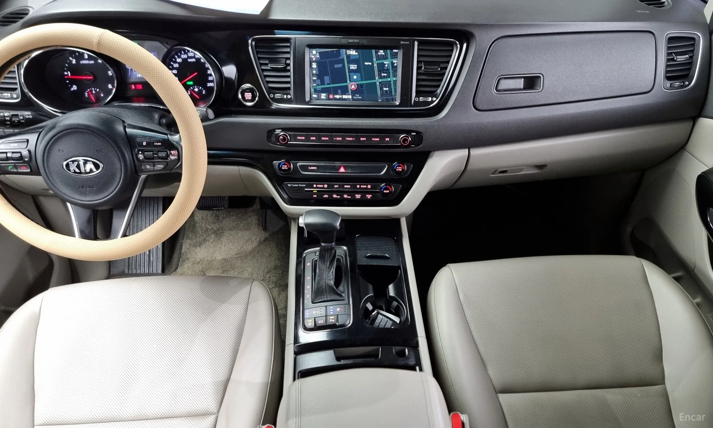 Kia Carnival превью 4