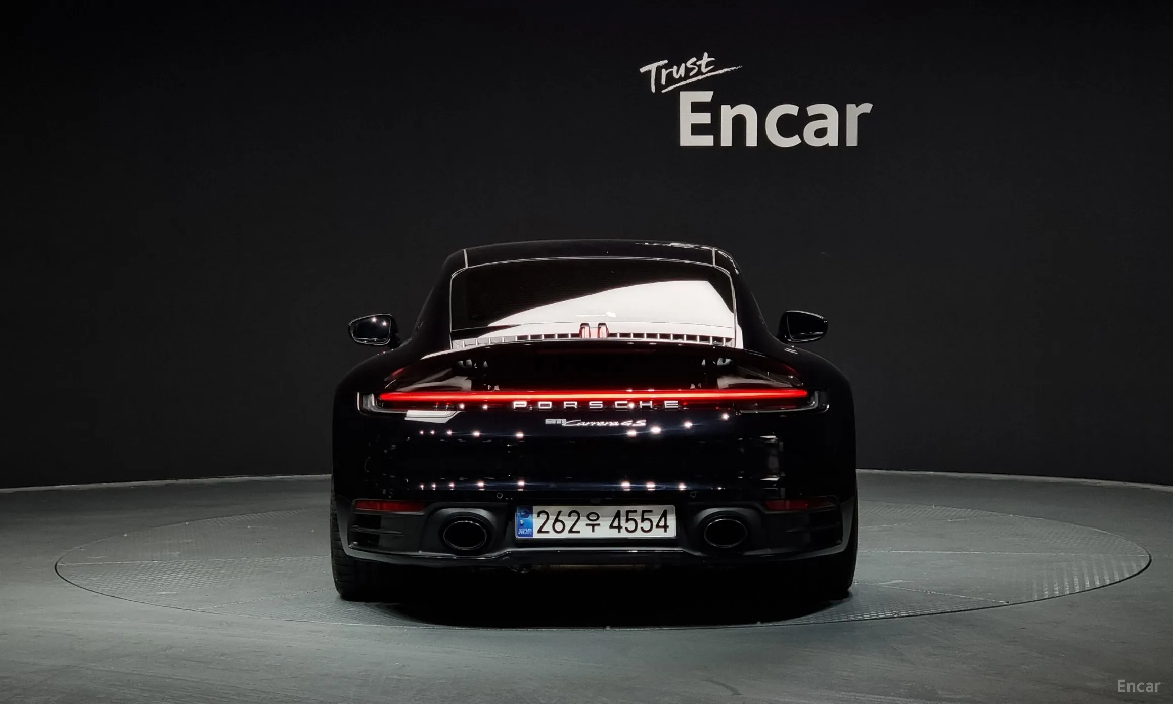 Porsche 911 (992) превью 3
