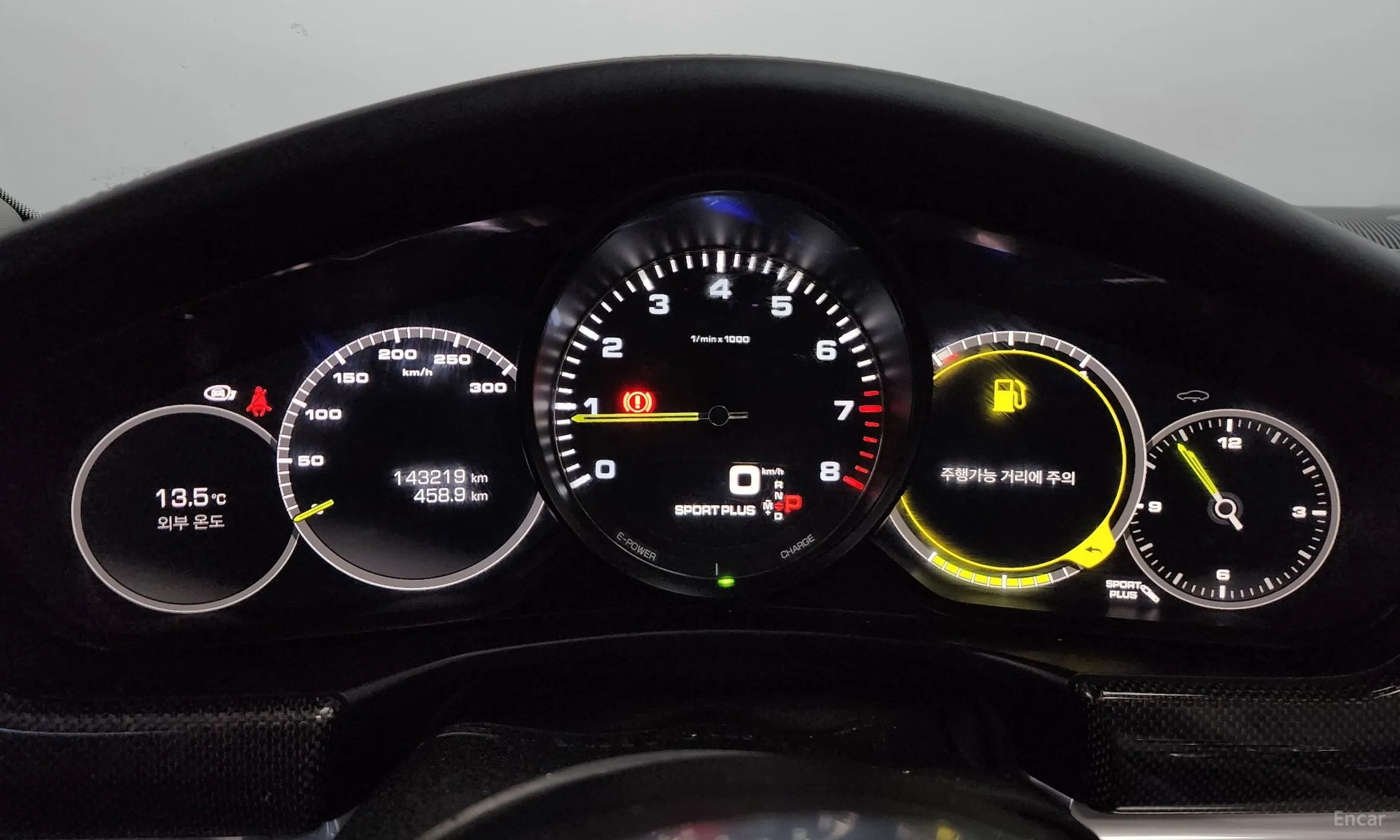 Porsche Panamera (971) превью 4