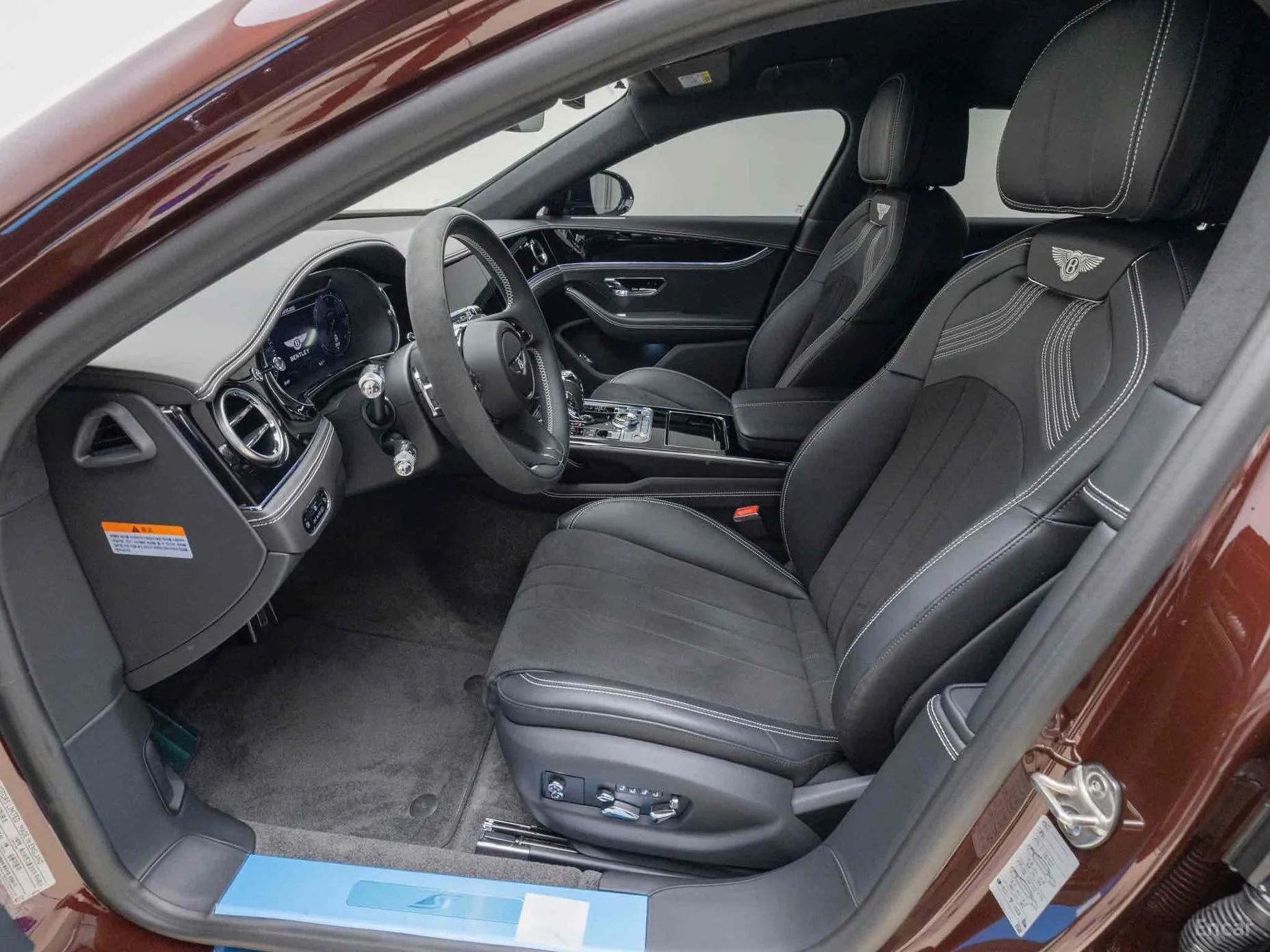 Bentley Flying Spur 3rd Generation превью 10