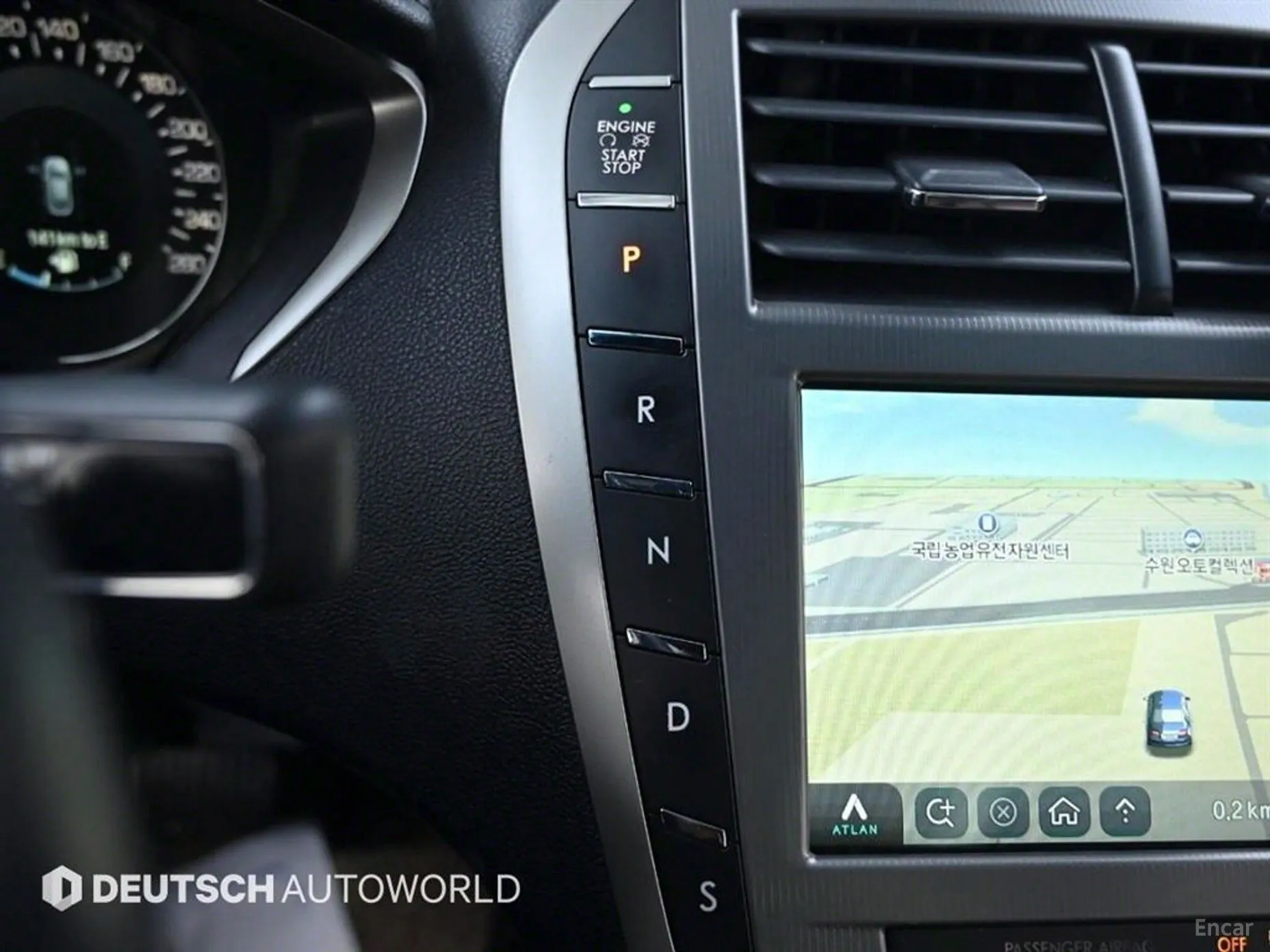 Lincoln New MKZ превью 9