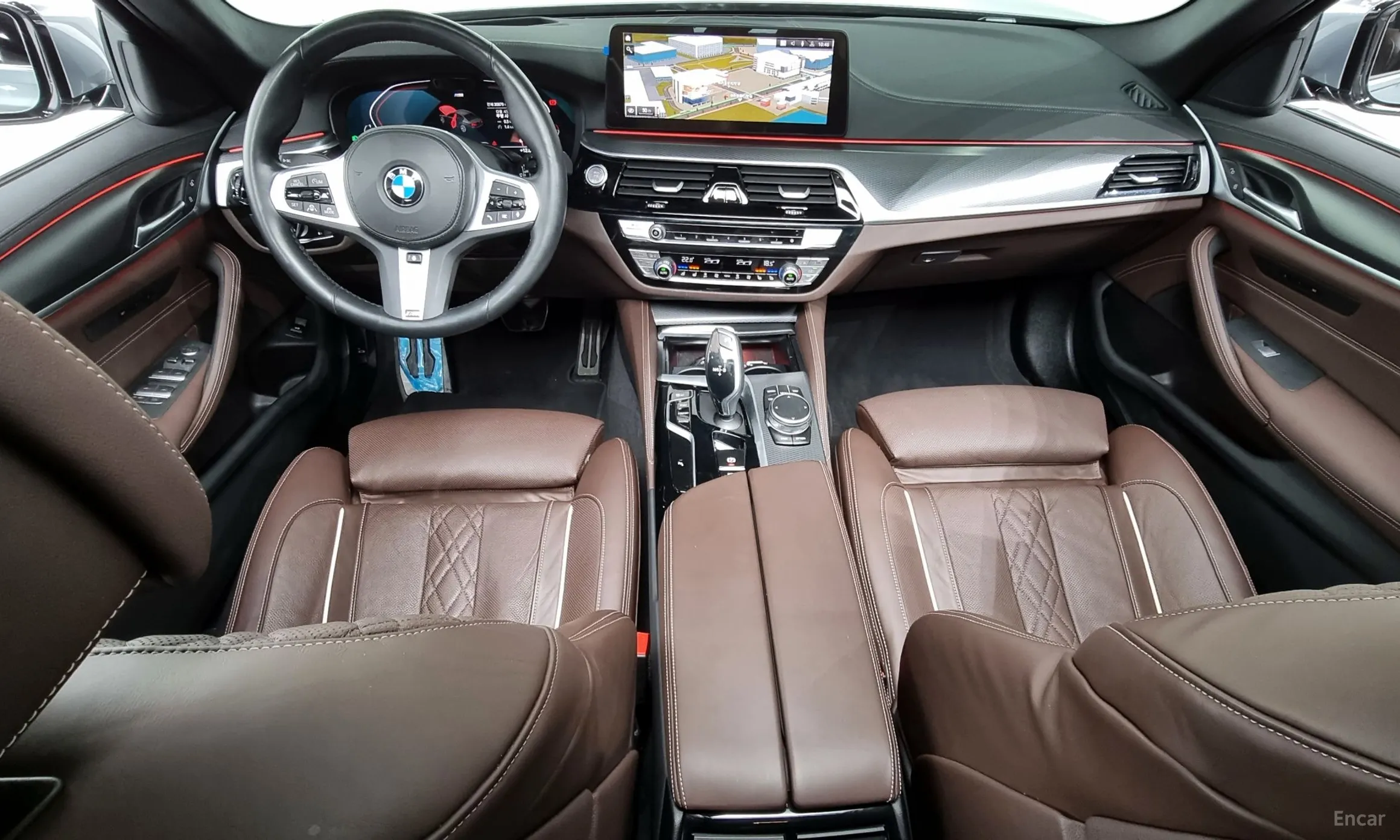 BMW 5 Series (G30) превью 4