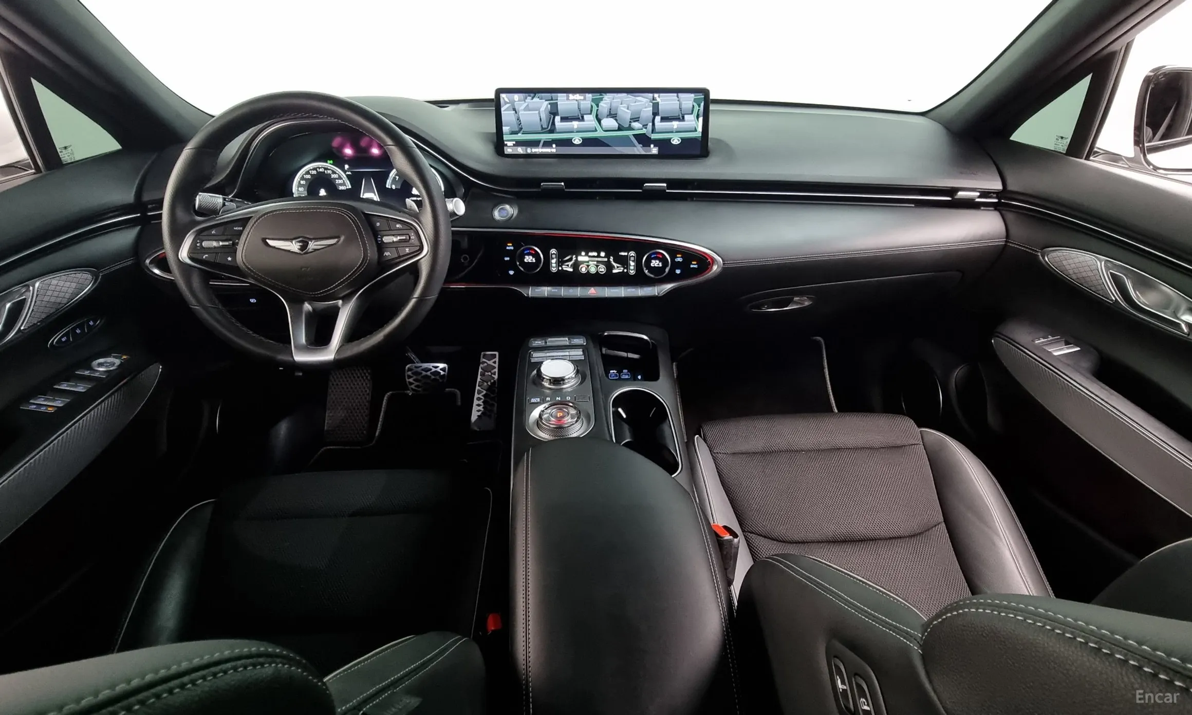 Genesis GV70 превью 4