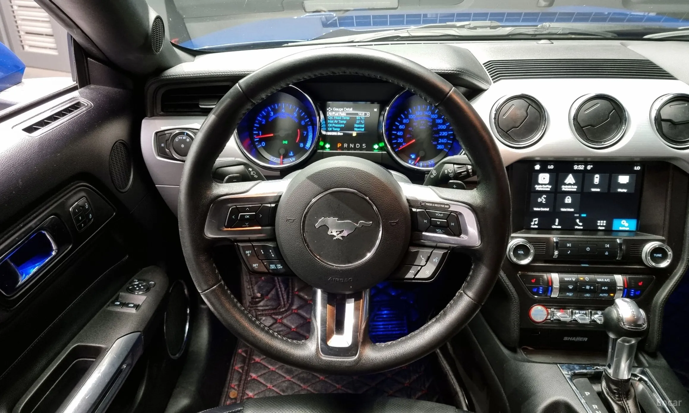 Ford Mustang превью 13