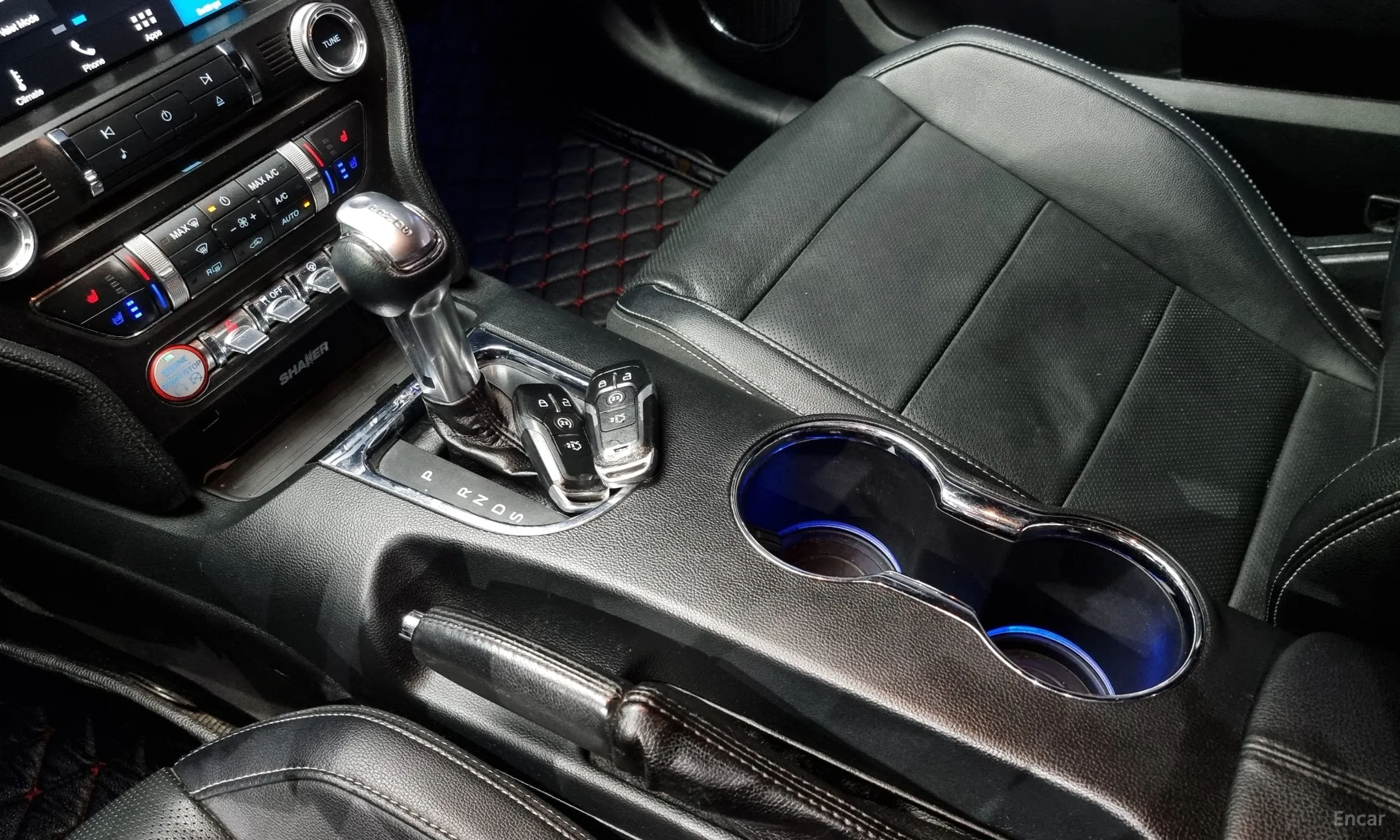 Ford Mustang превью 9